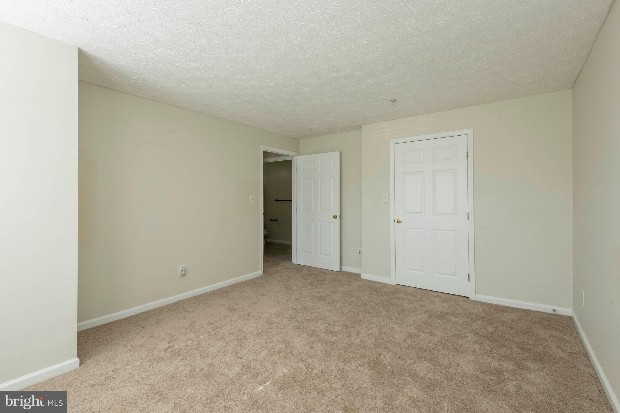 PINEY ORCHARD - Residential Lease