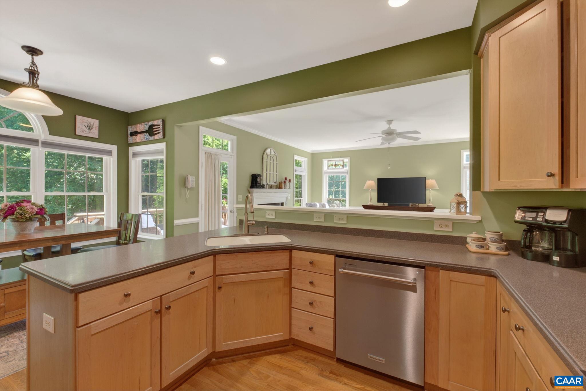 SYCAMORE SQUARE - Residential
