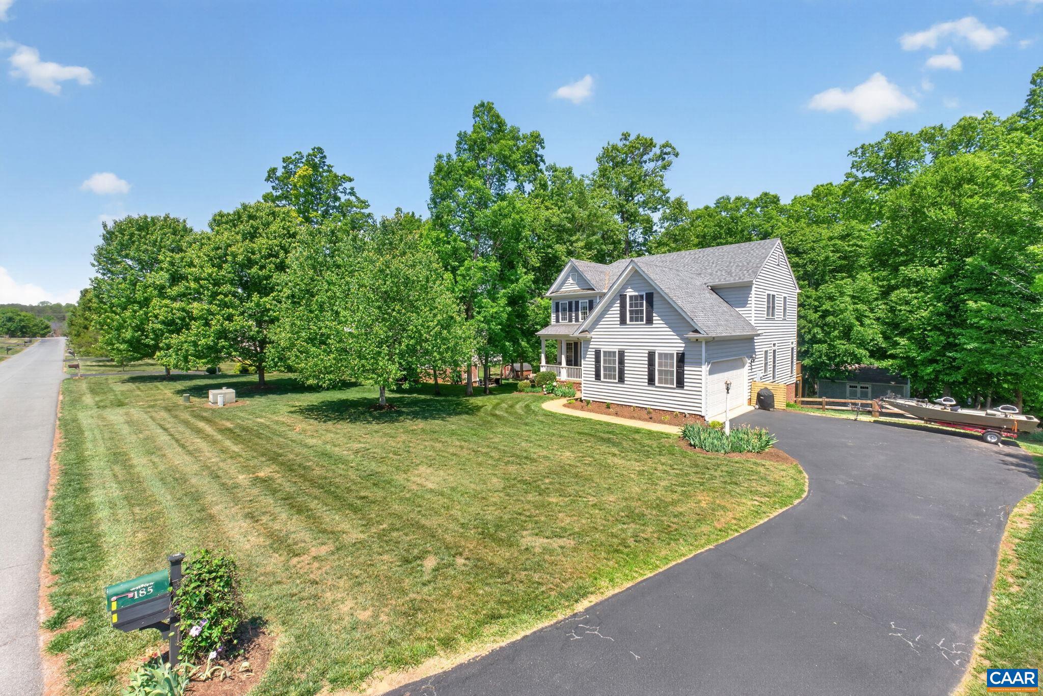 SYCAMORE SQUARE - Residential
