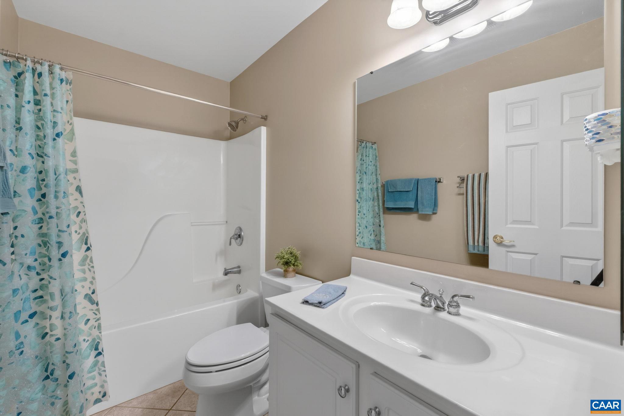 SYCAMORE SQUARE - Residential