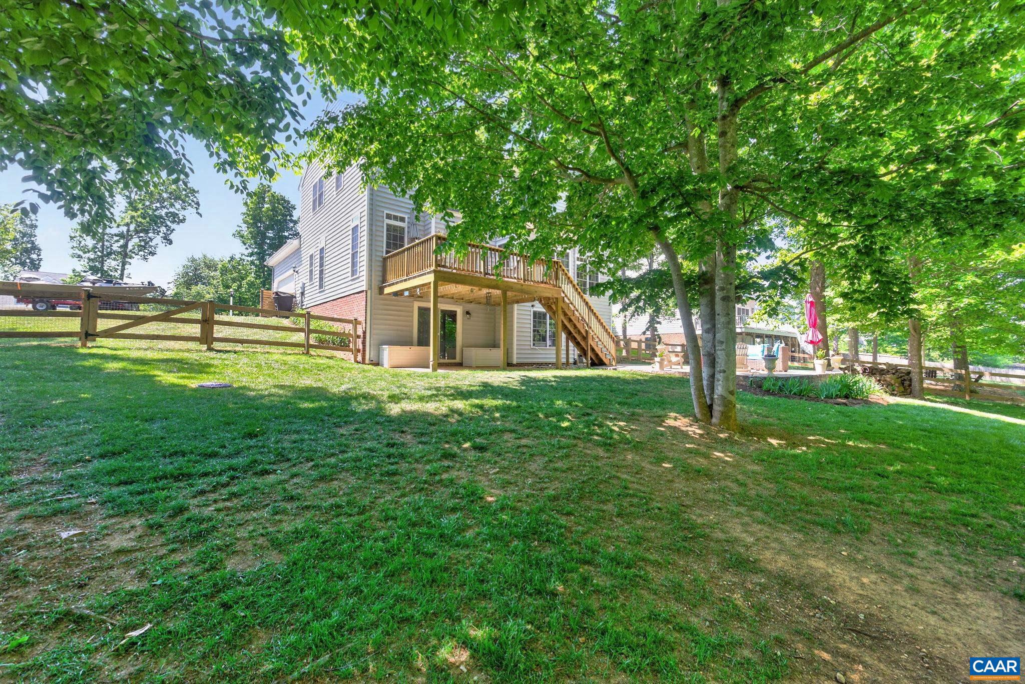 SYCAMORE SQUARE - Residential