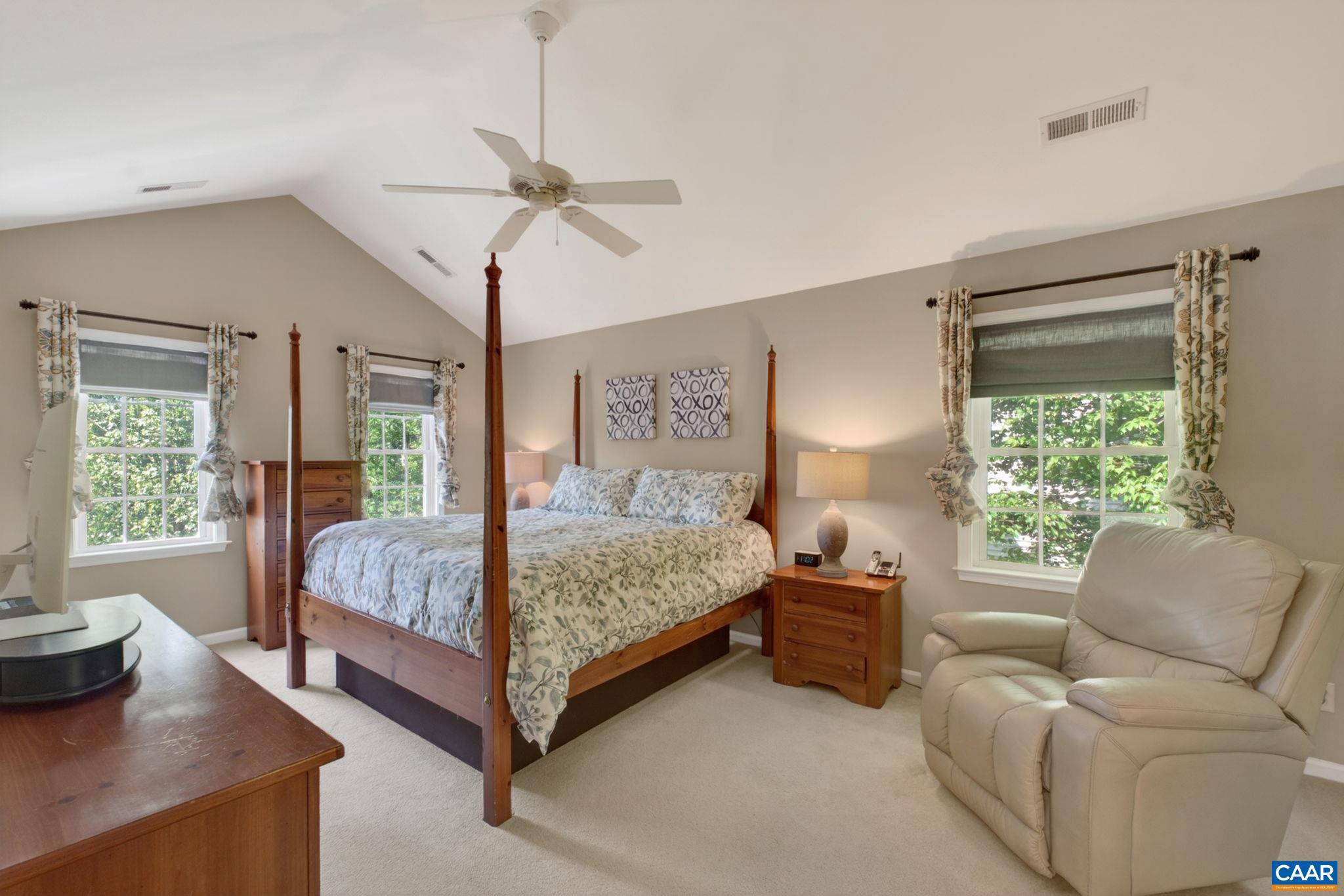 SYCAMORE SQUARE - Residential