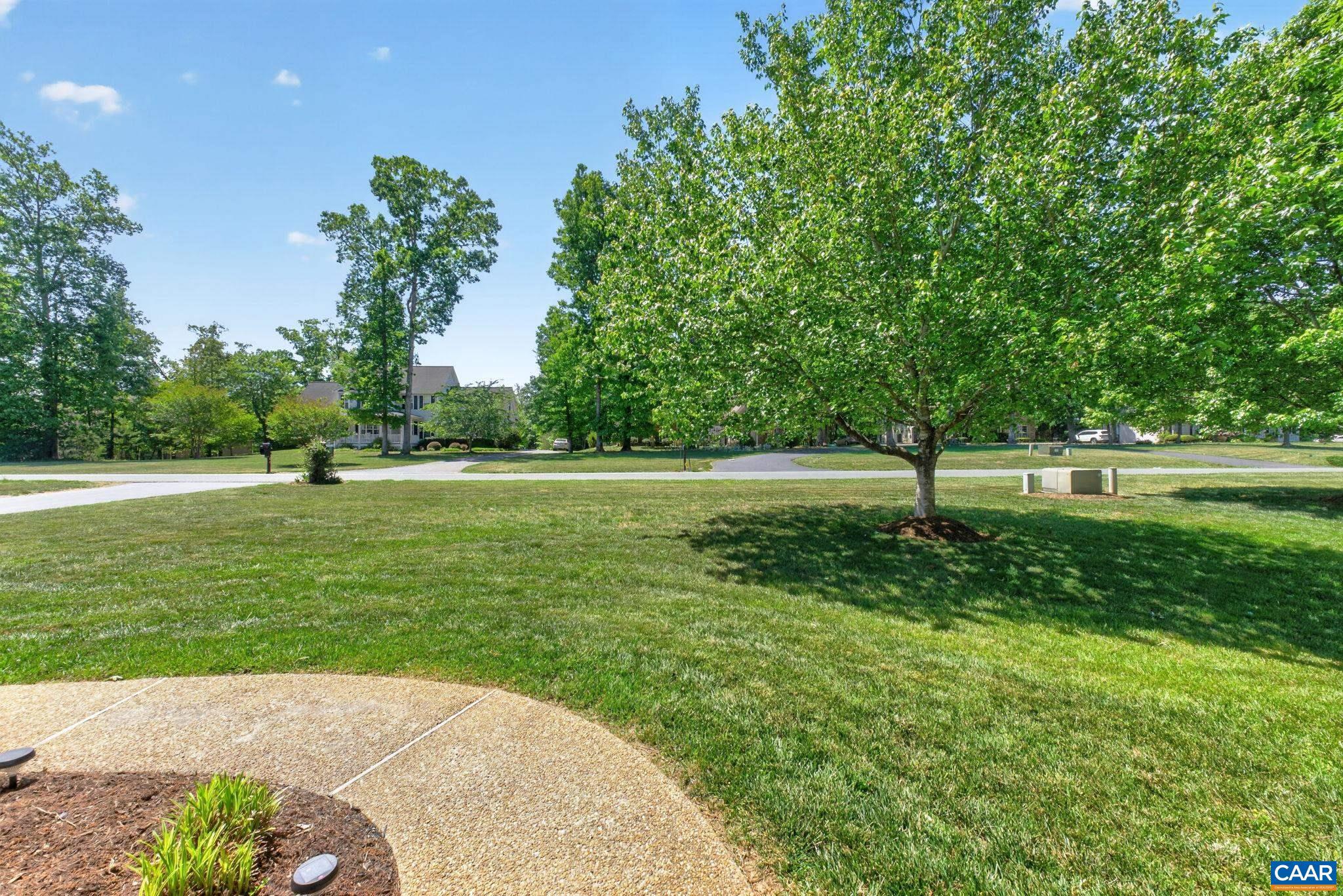SYCAMORE SQUARE - Residential