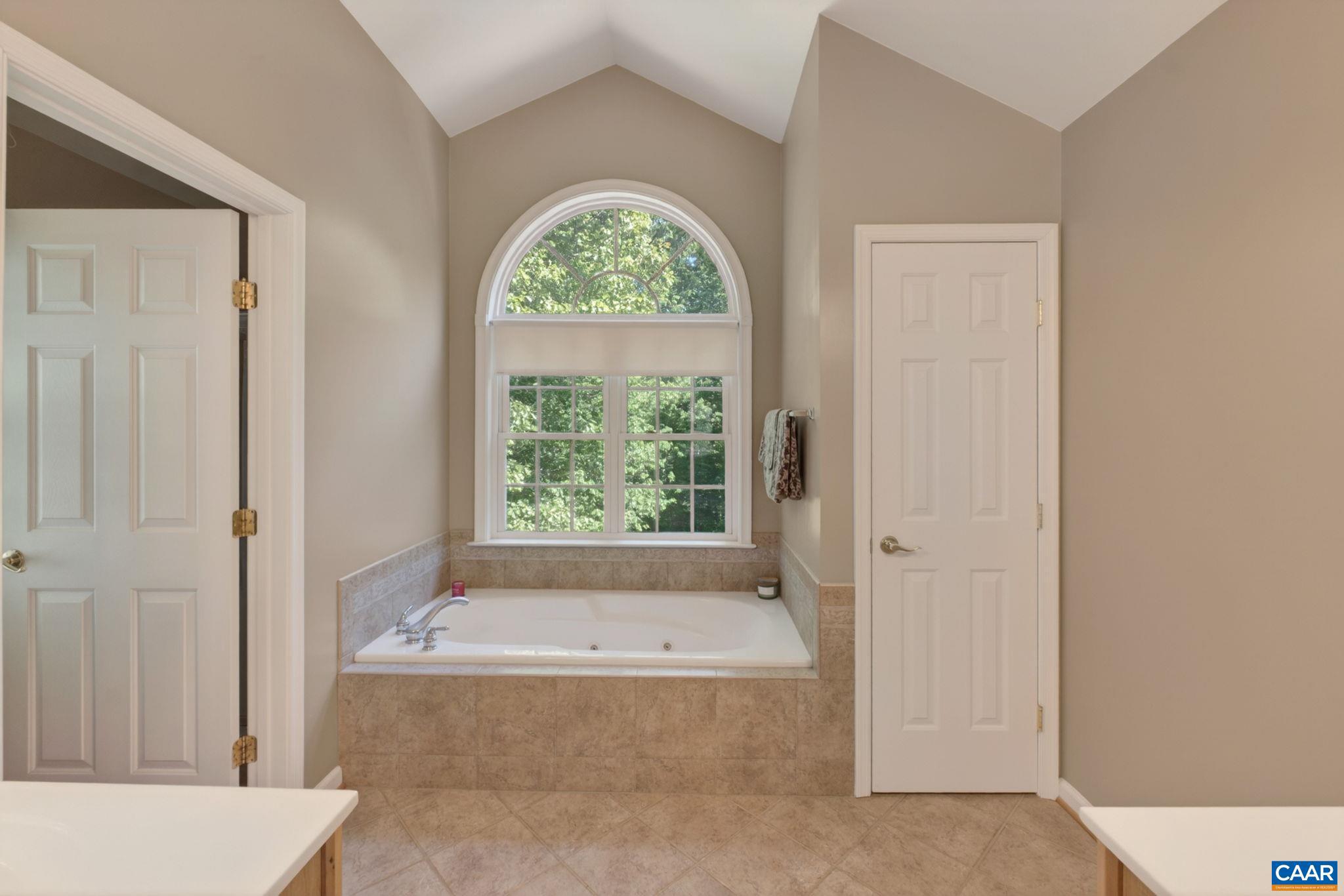 SYCAMORE SQUARE - Residential