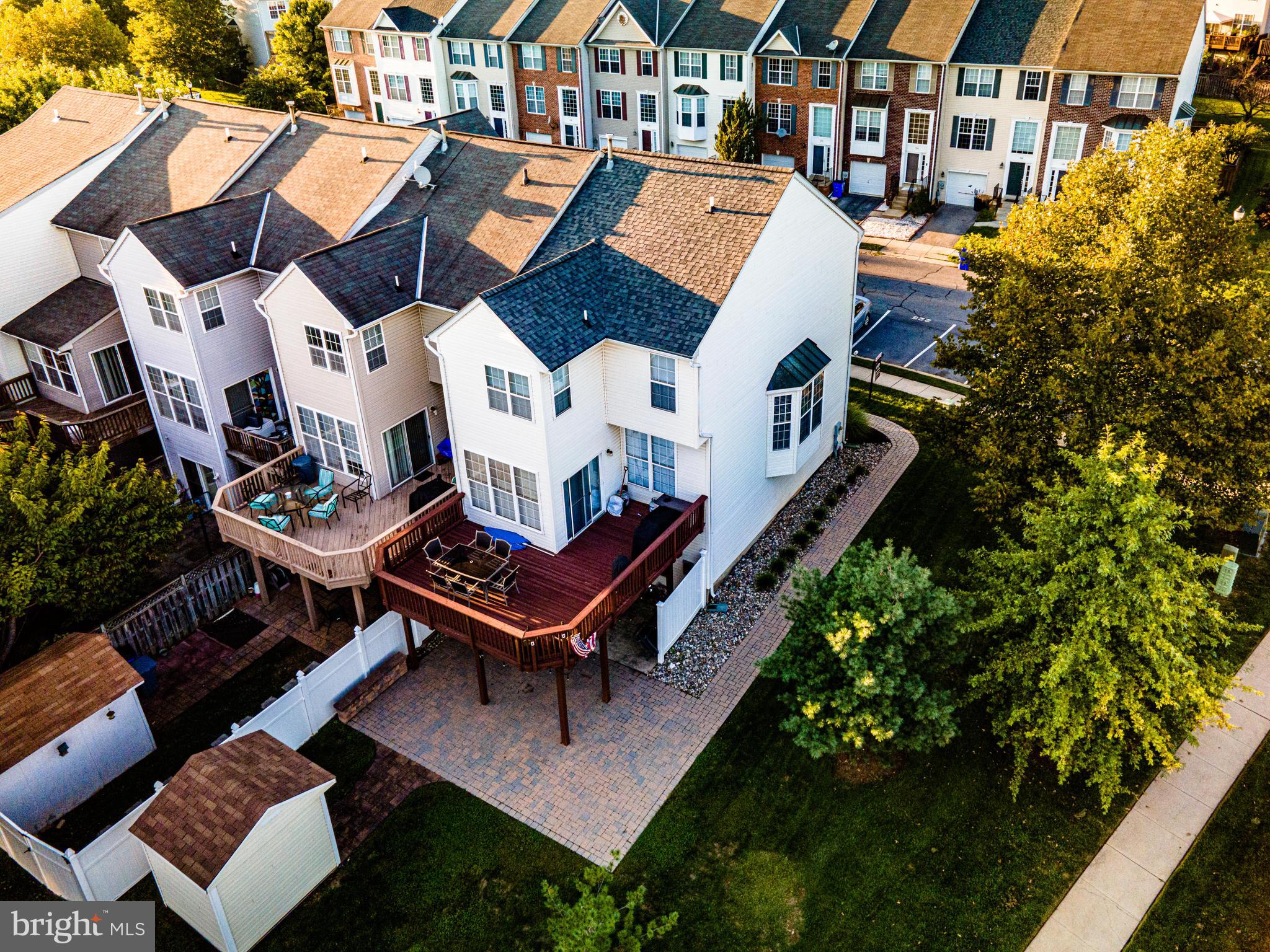 NORTH CROSSING - Residential