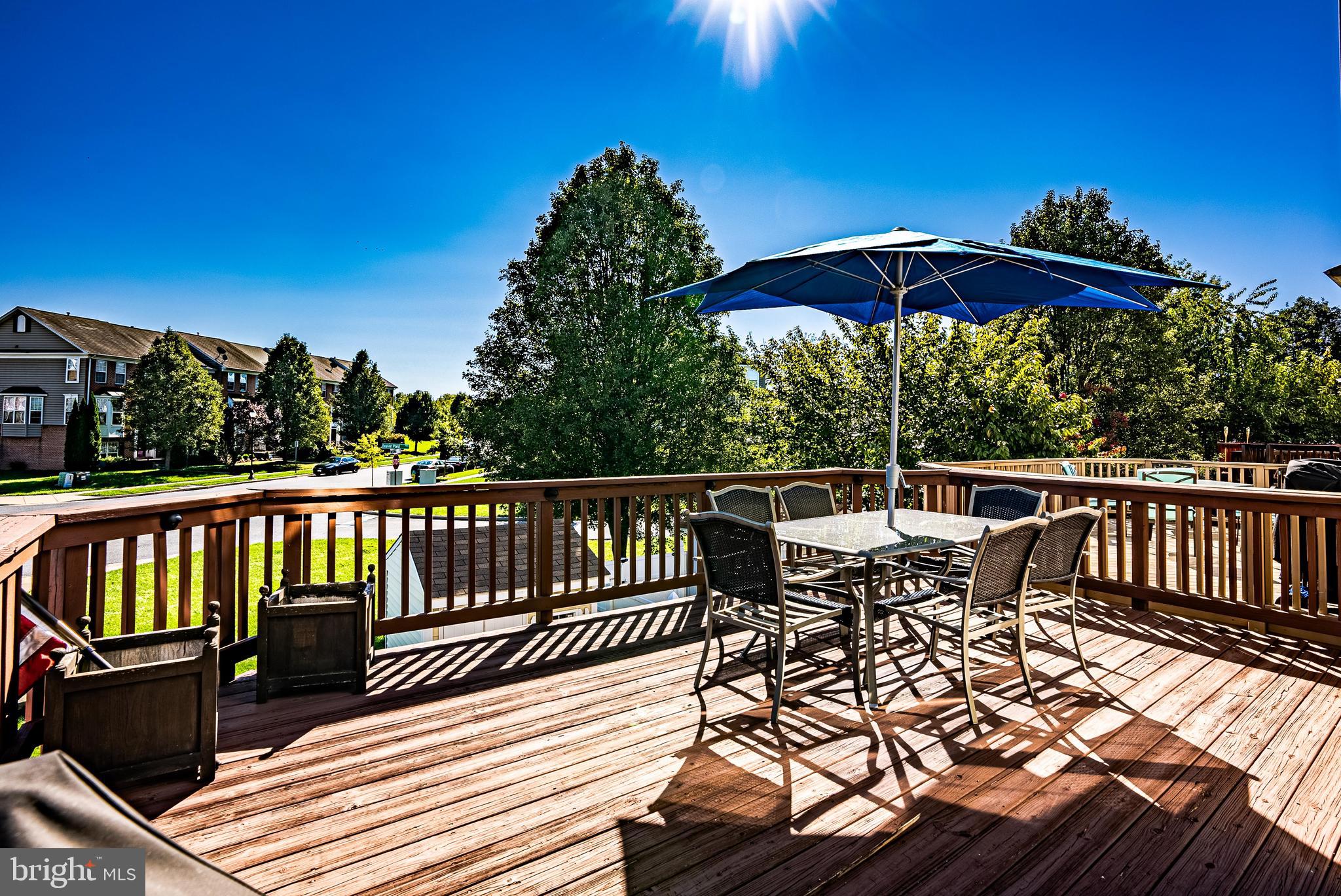 NORTH CROSSING - Residential