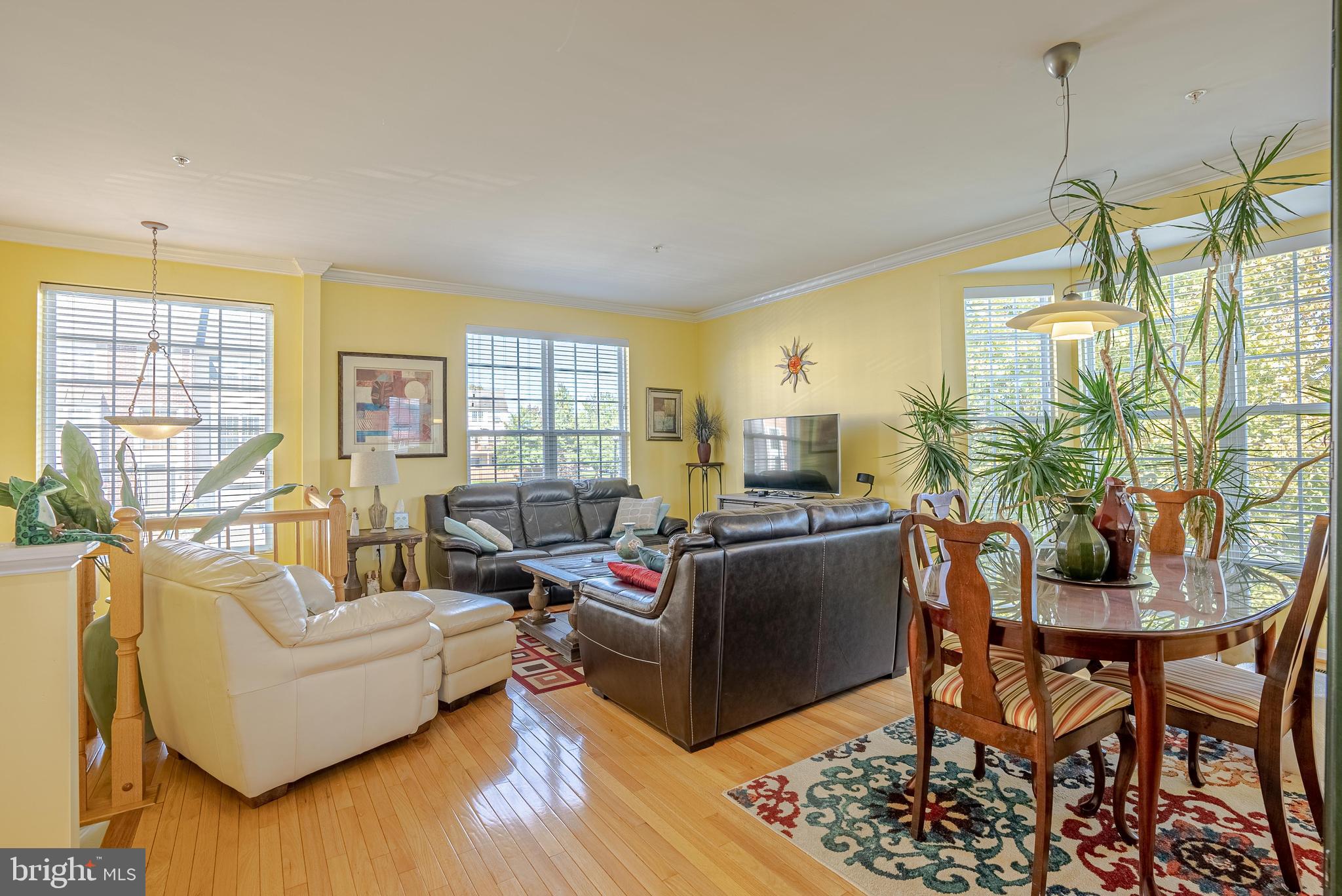 NORTH CROSSING - Residential