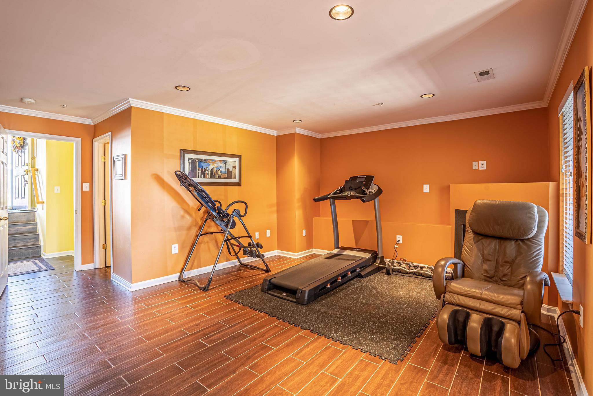 NORTH CROSSING - Residential