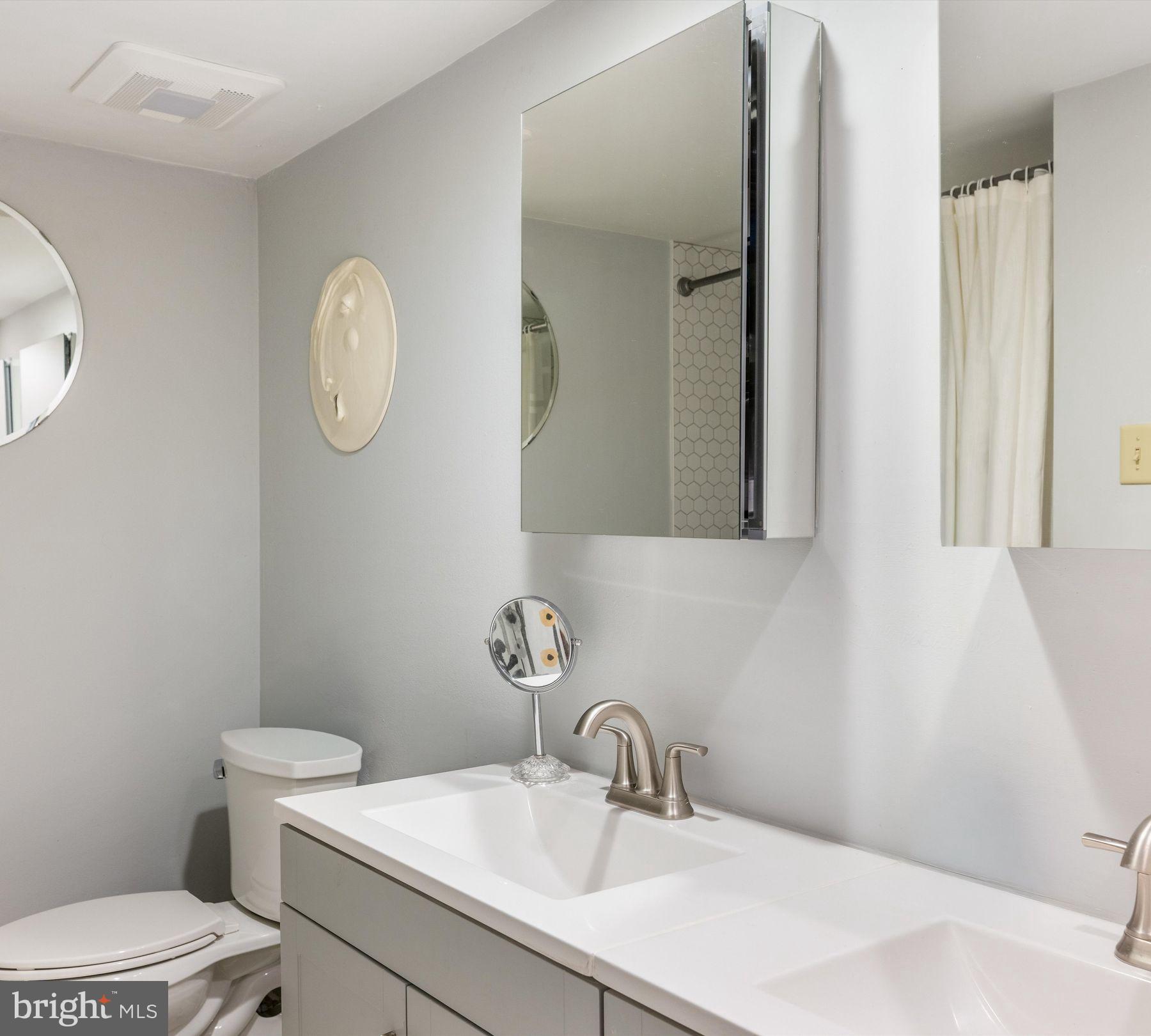 VILLAGE II - Residential