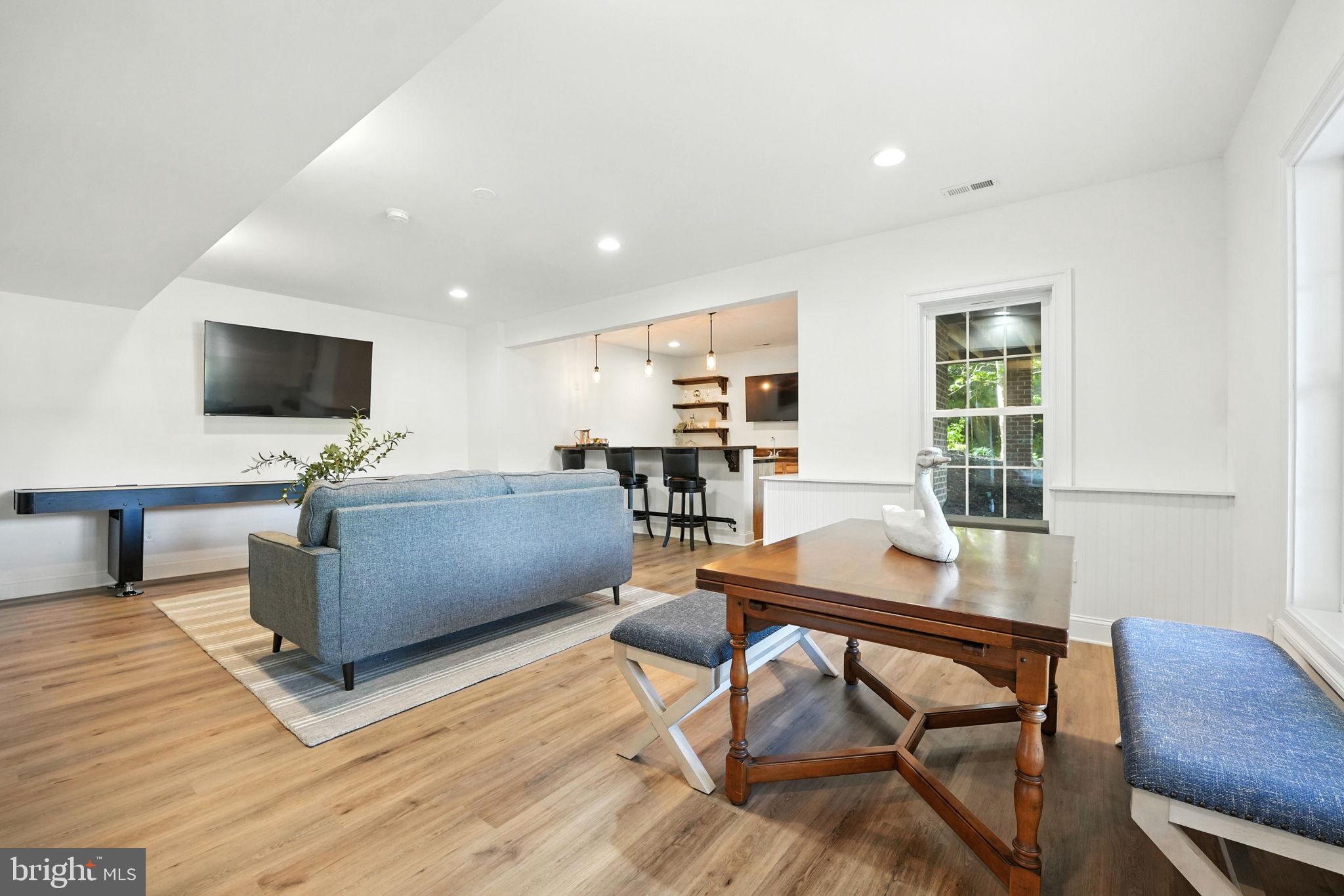 FAWN LAKE - Residential