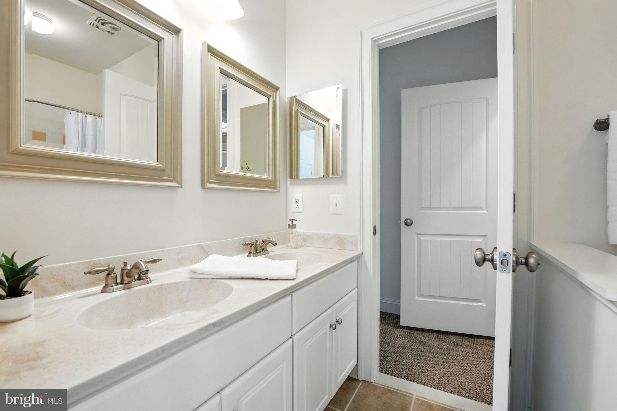 FAWN LAKE - Residential