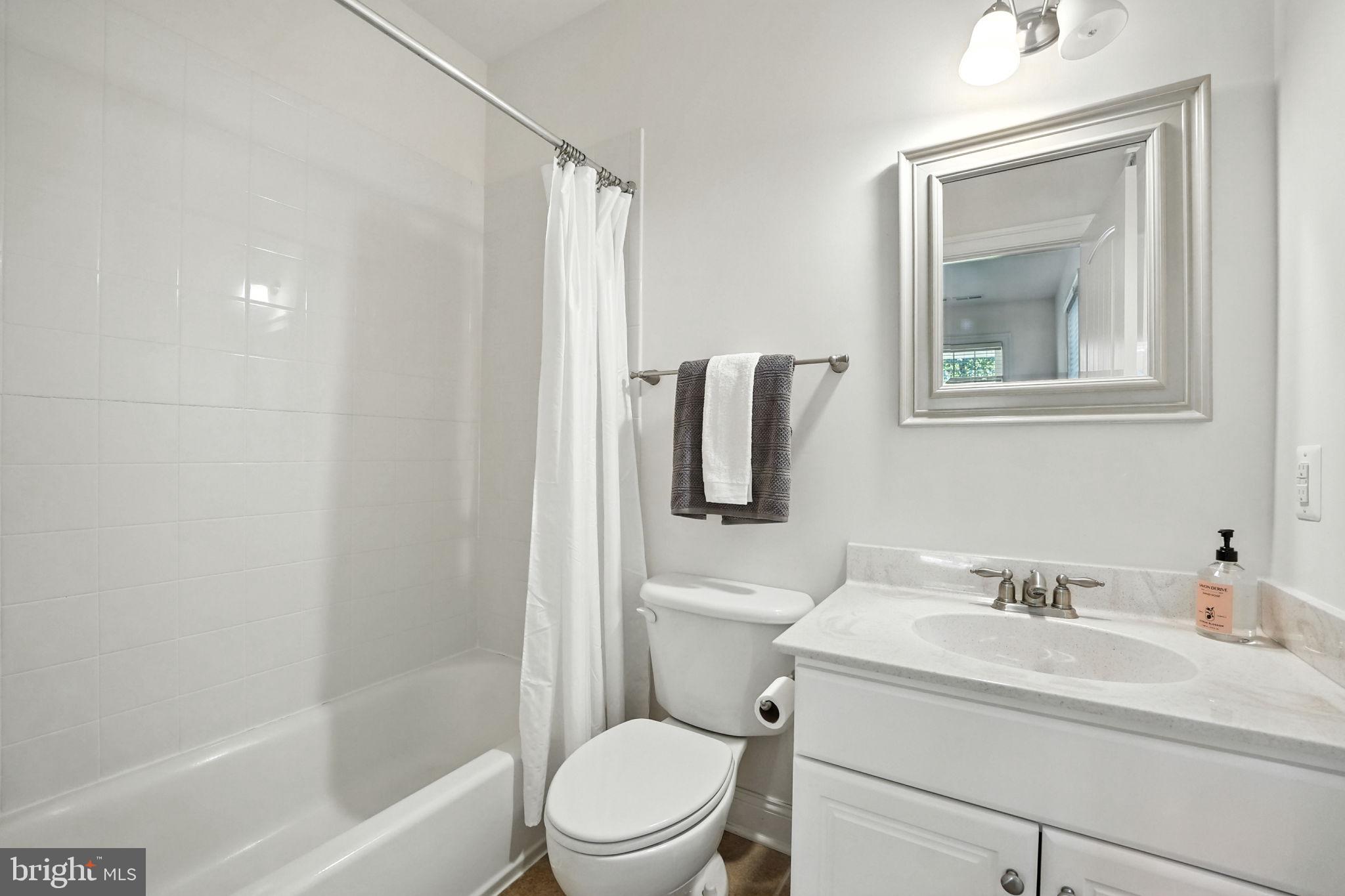 FAWN LAKE - Residential