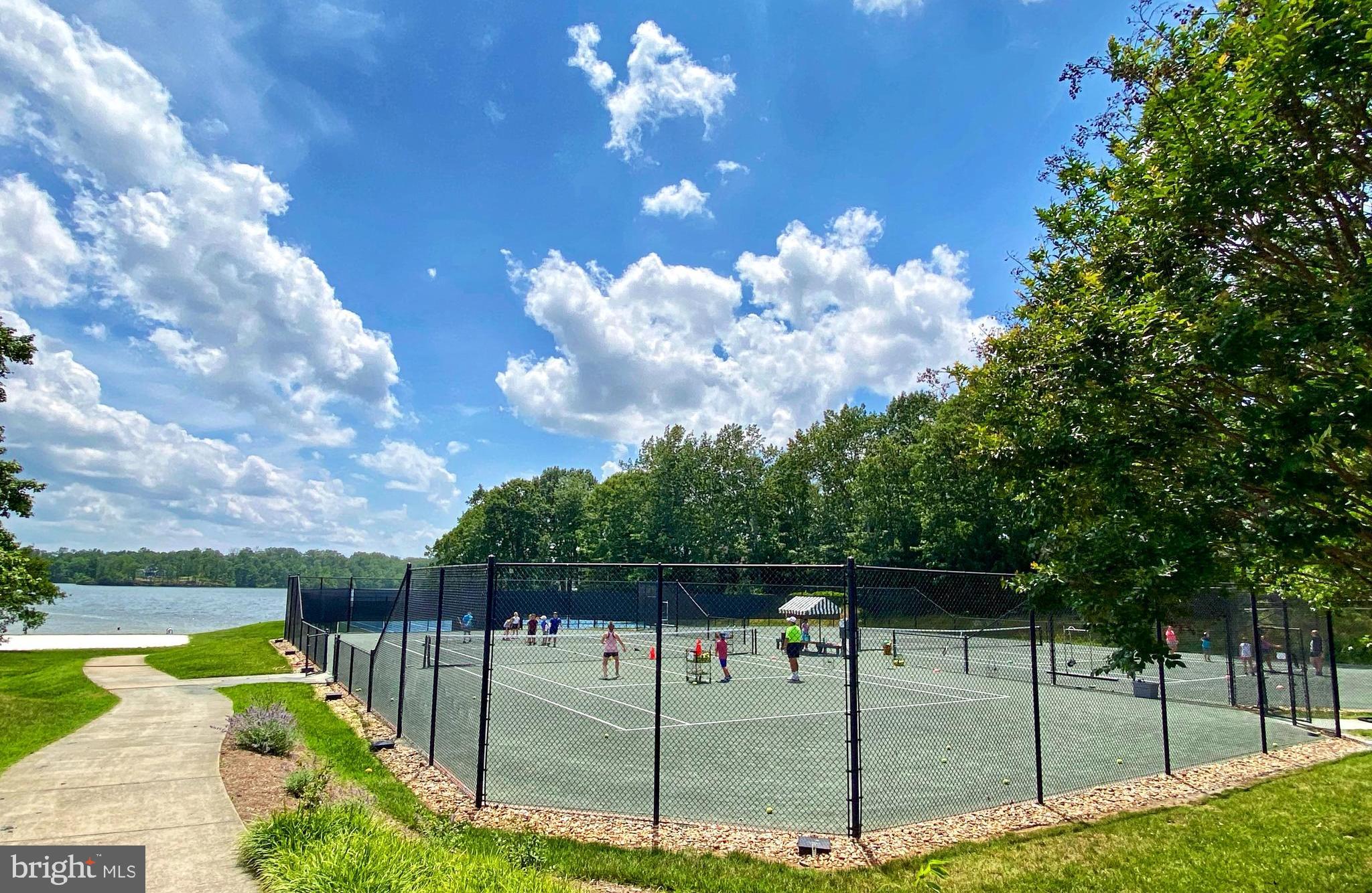 FAWN LAKE - Residential