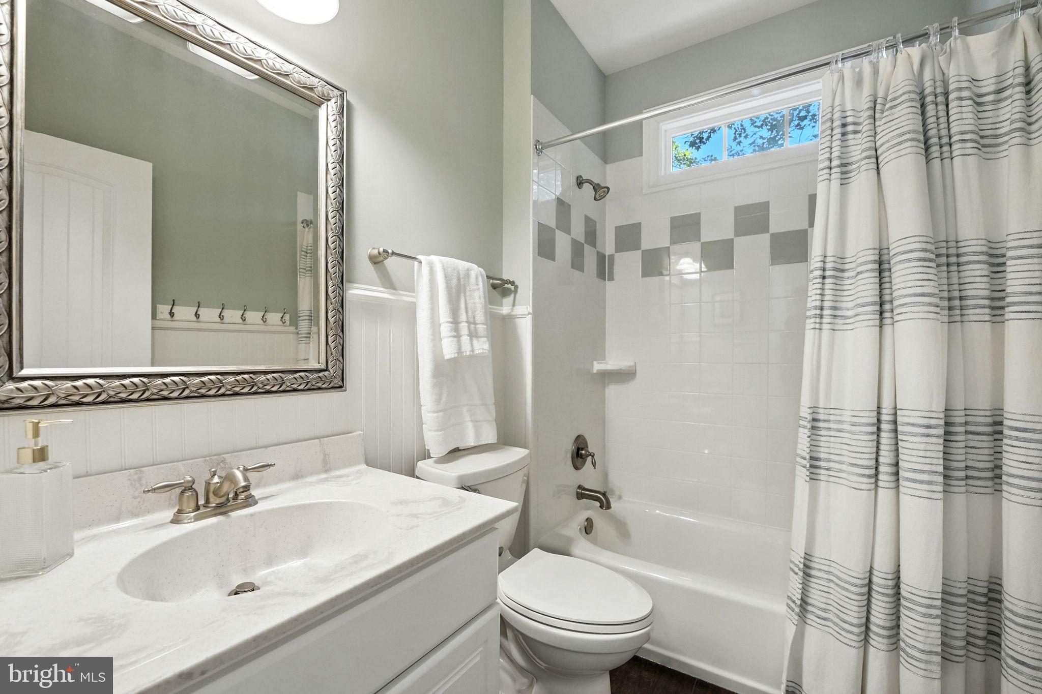 FAWN LAKE - Residential