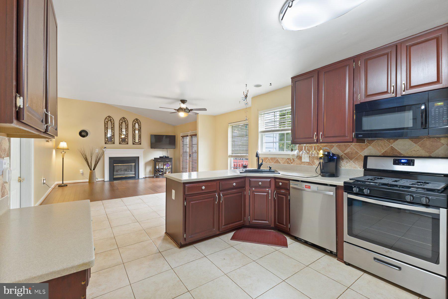 13853 MEADOWBROOK ROAD
