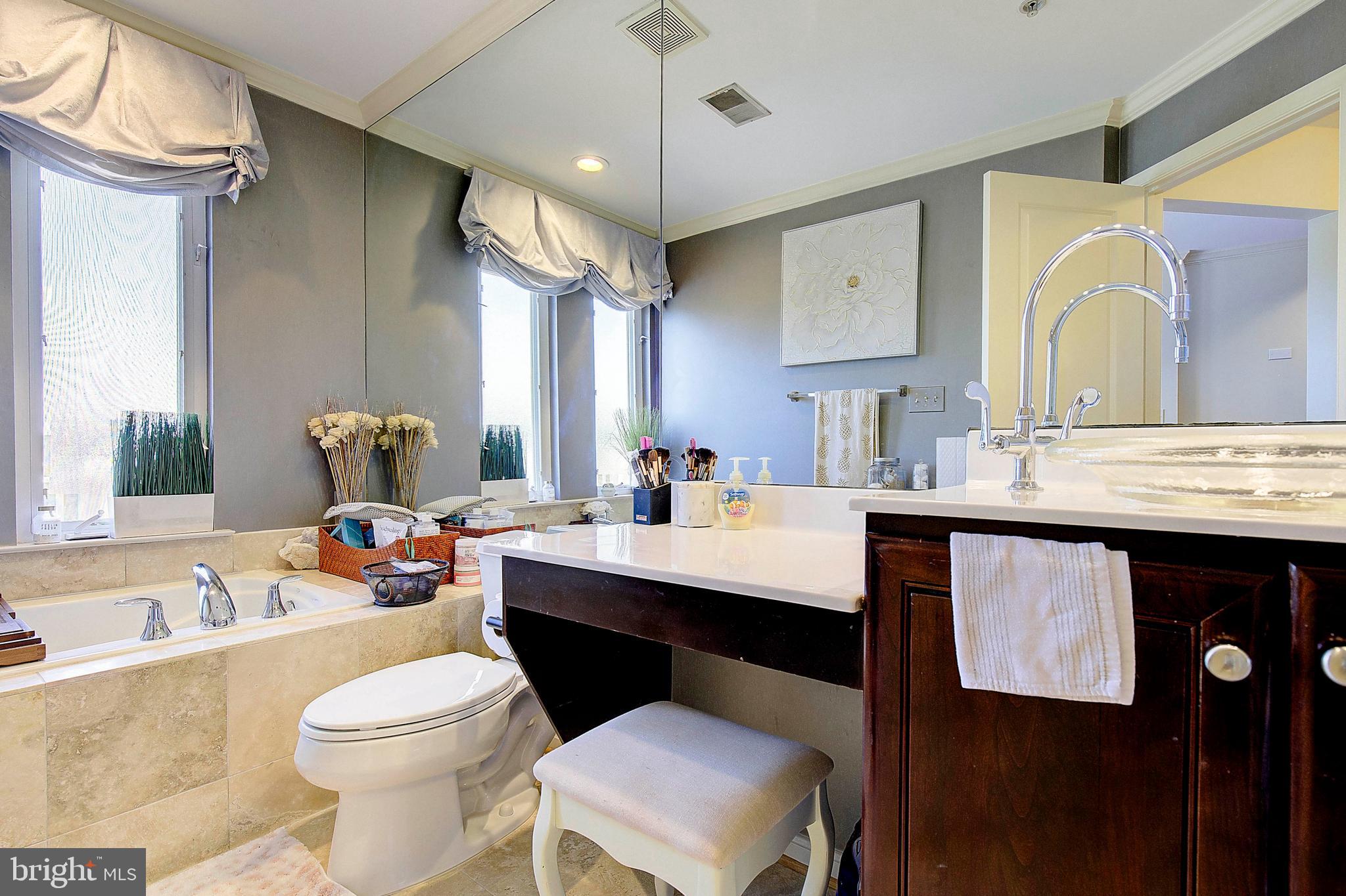 STONE LAKE - Residential