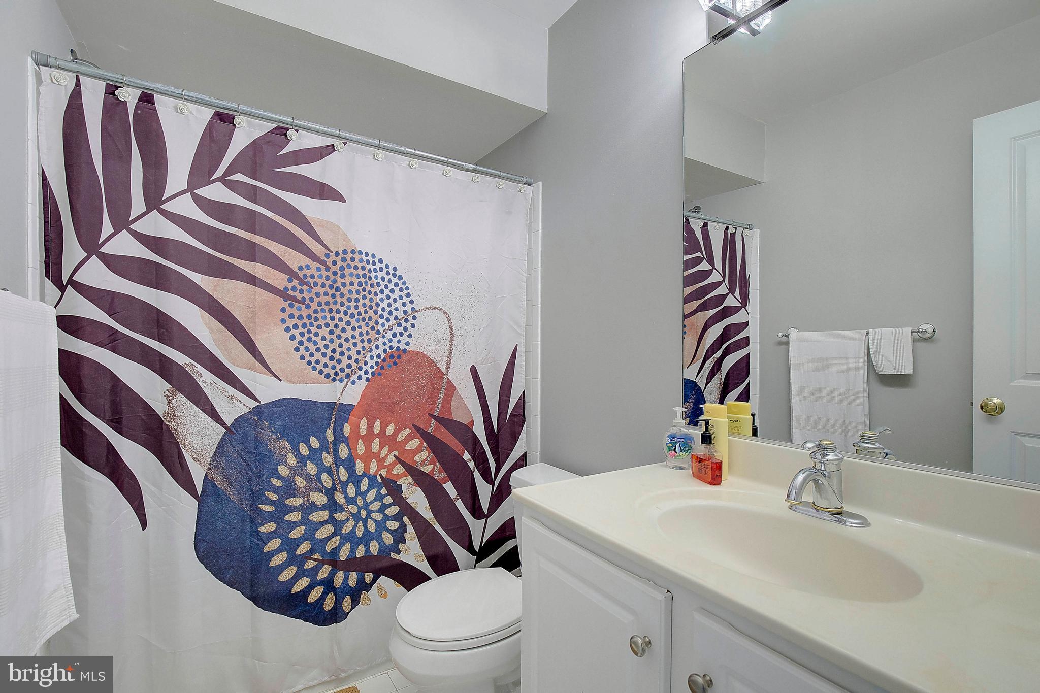 STONE LAKE - Residential