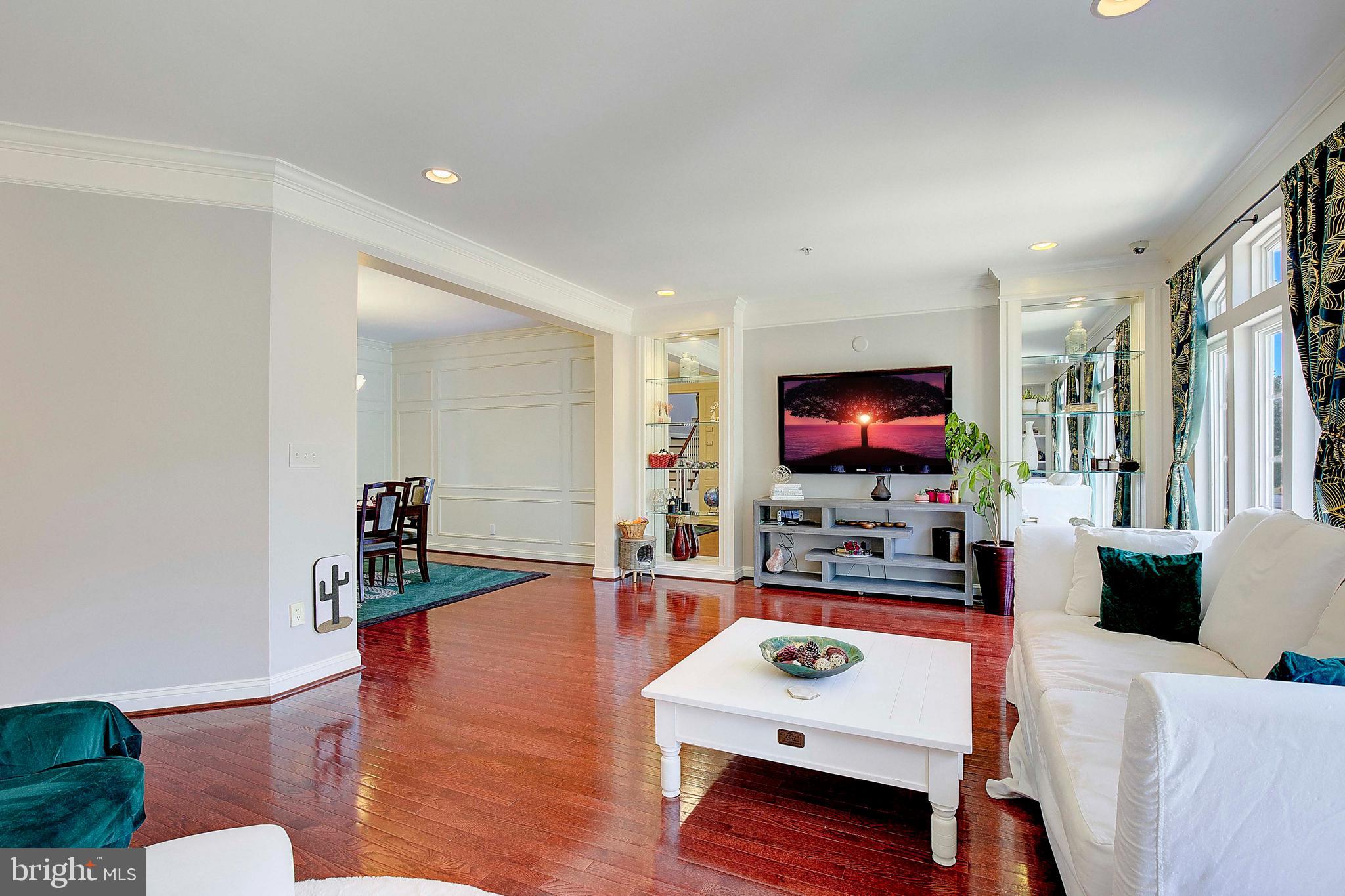 STONE LAKE - Residential