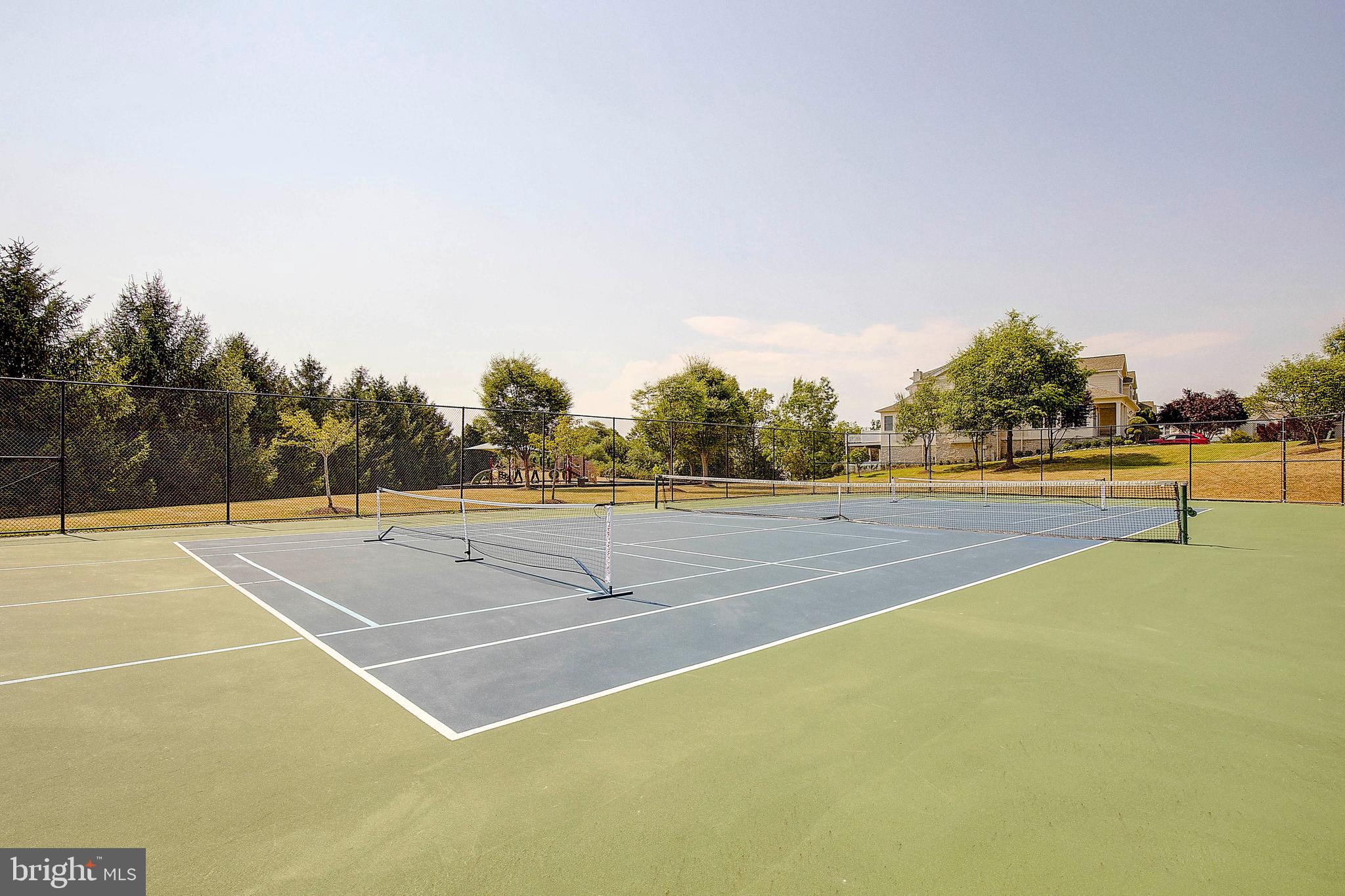 STONE LAKE - Residential