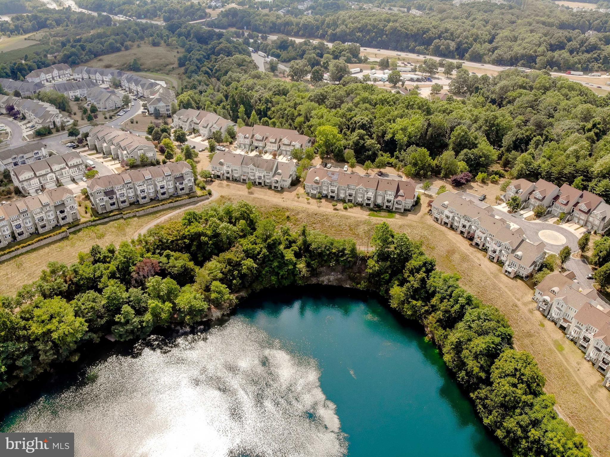 STONE LAKE - Residential