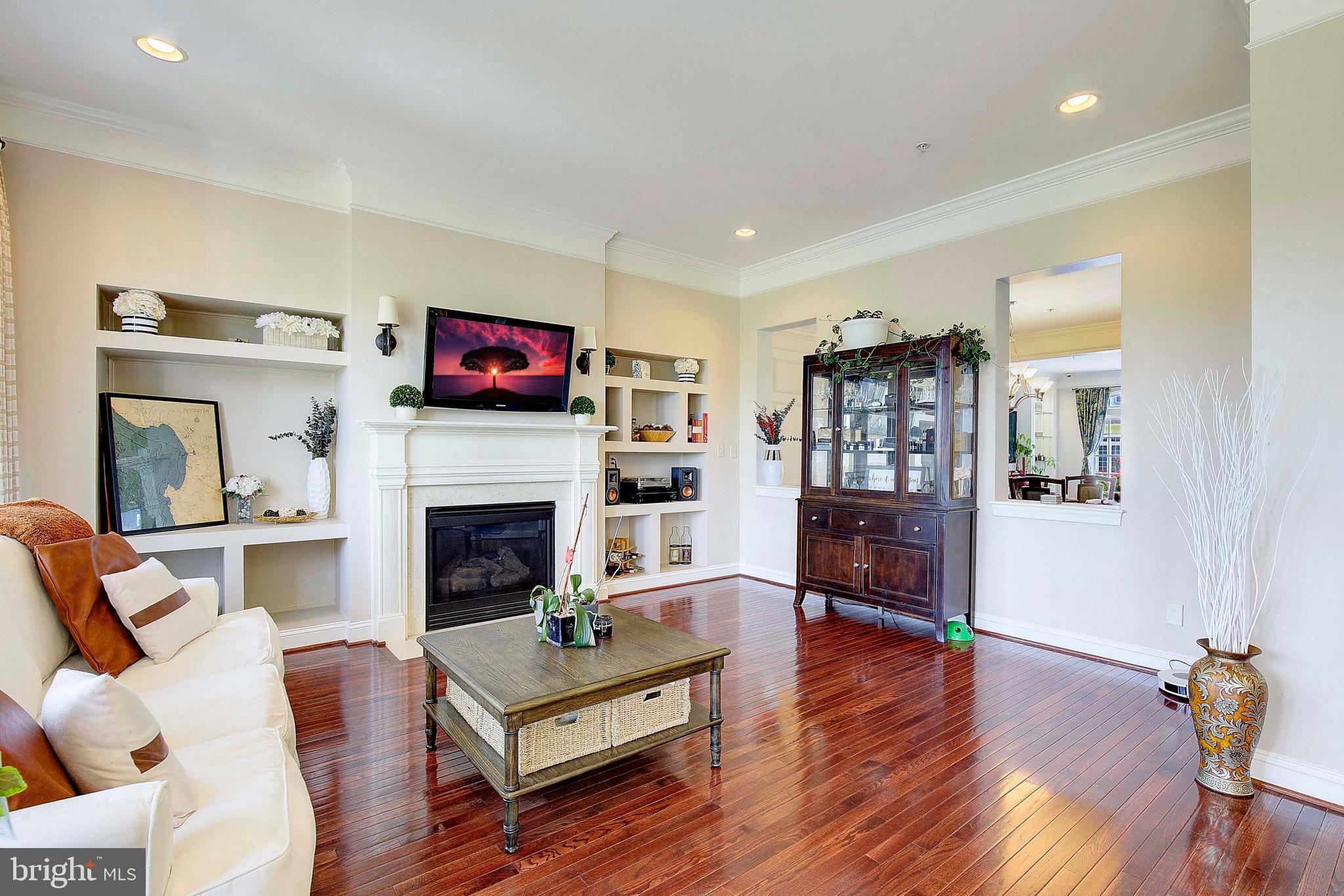 STONE LAKE - Residential