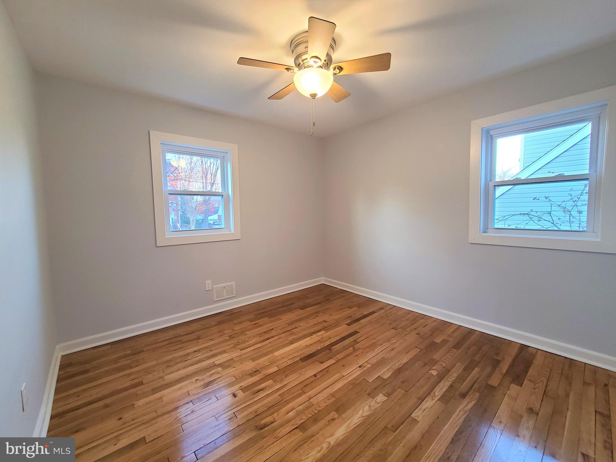 CHESTNUT RIDGE MANOR - Residential