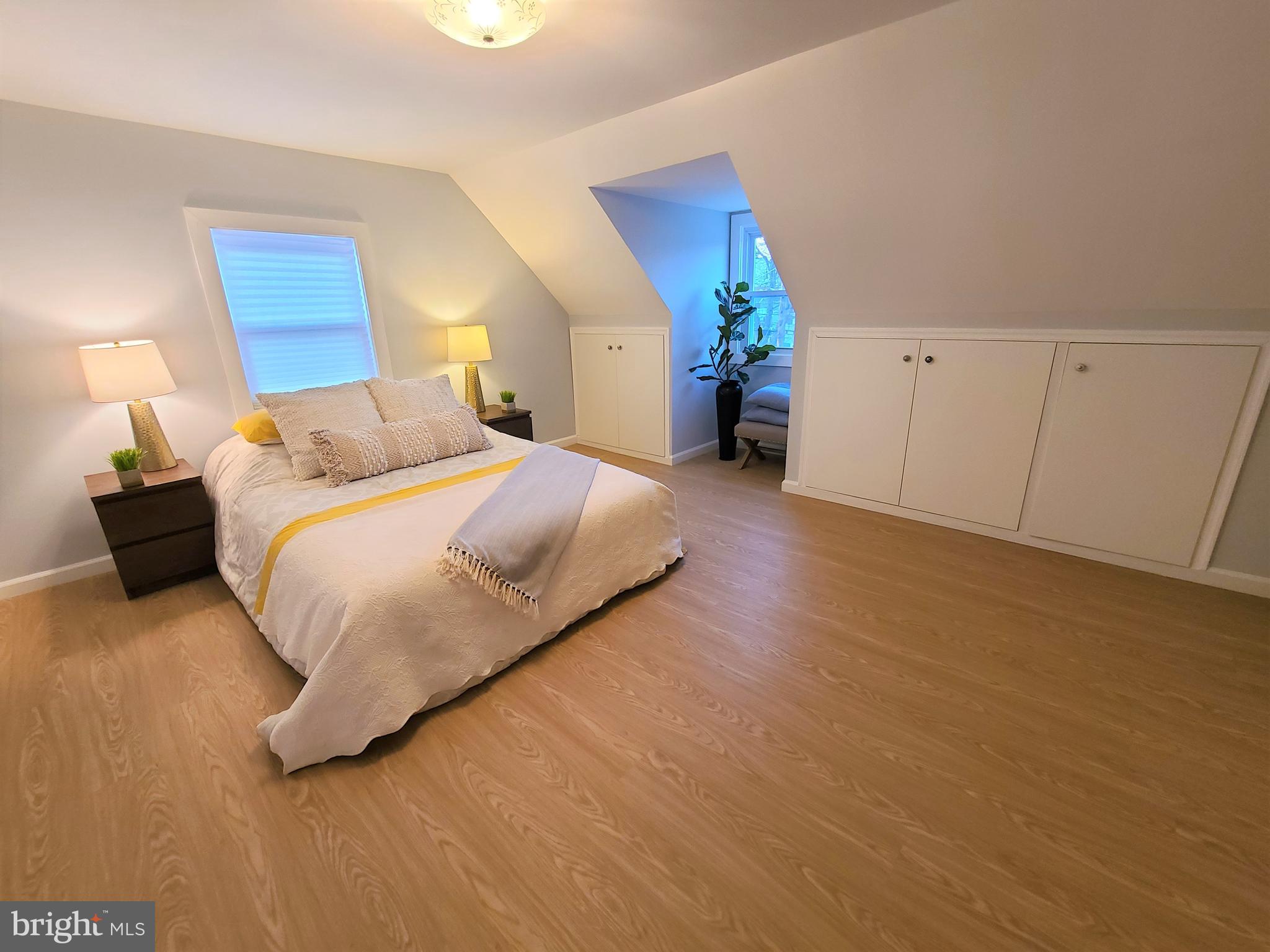 CHESTNUT RIDGE MANOR - Residential