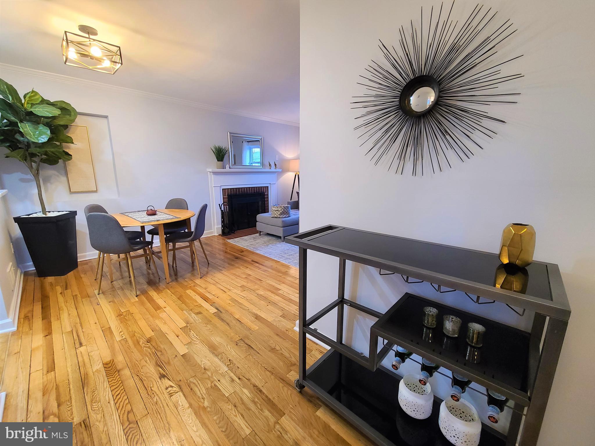 CHESTNUT RIDGE MANOR - Residential