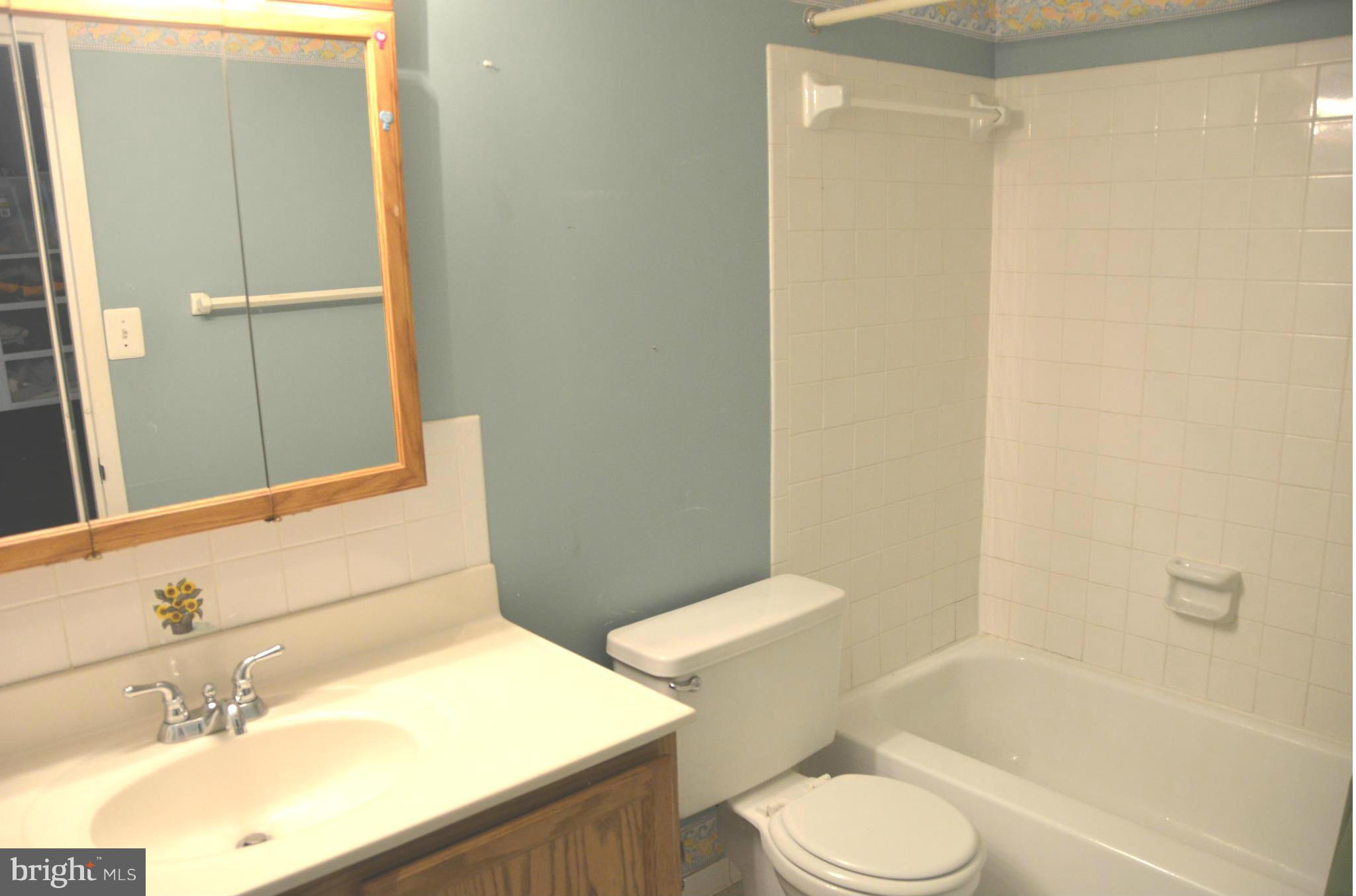 VILLA RIDGE CONDOMINIUM - Residential