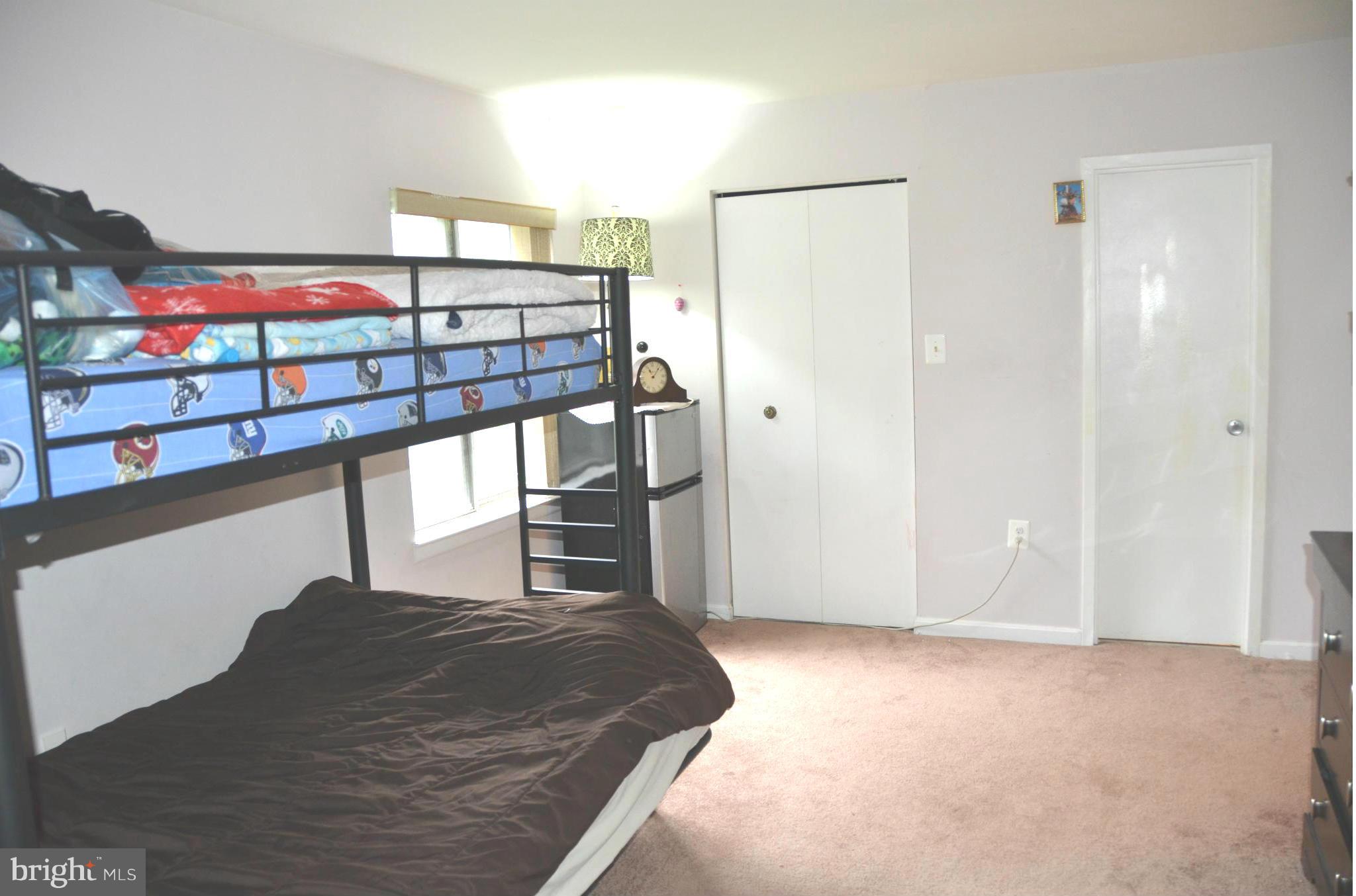 VILLA RIDGE CONDOMINIUM - Residential