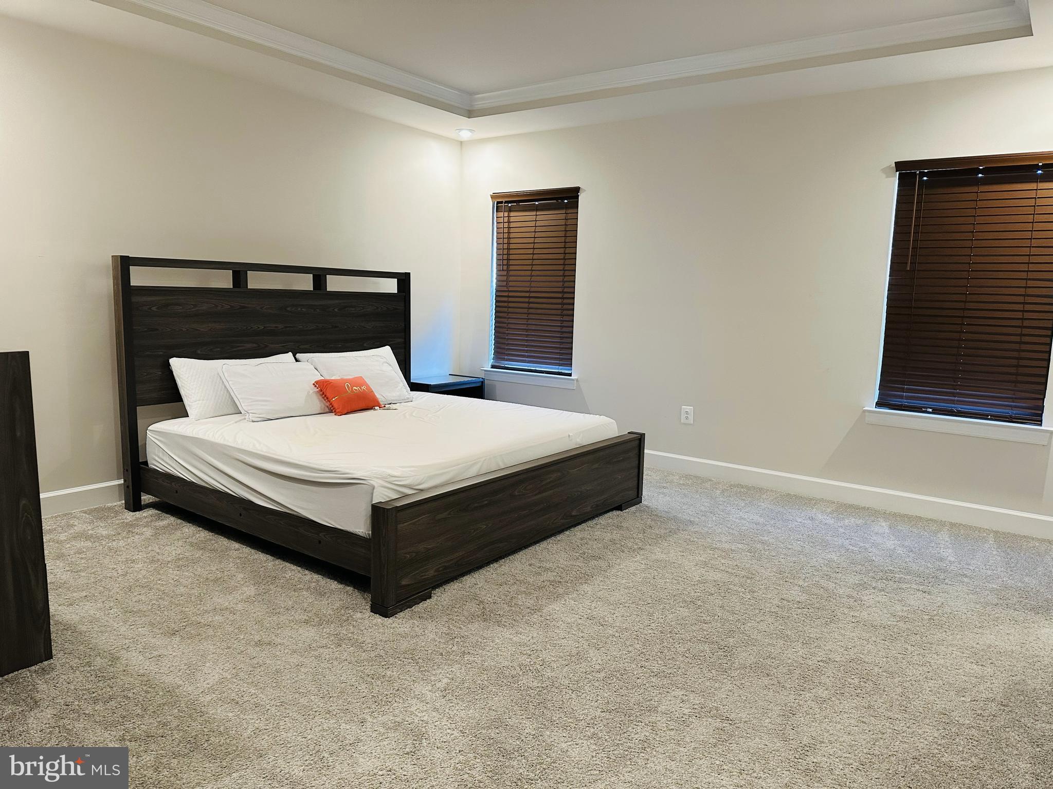 BRADLEY SQUARE - Residential Lease