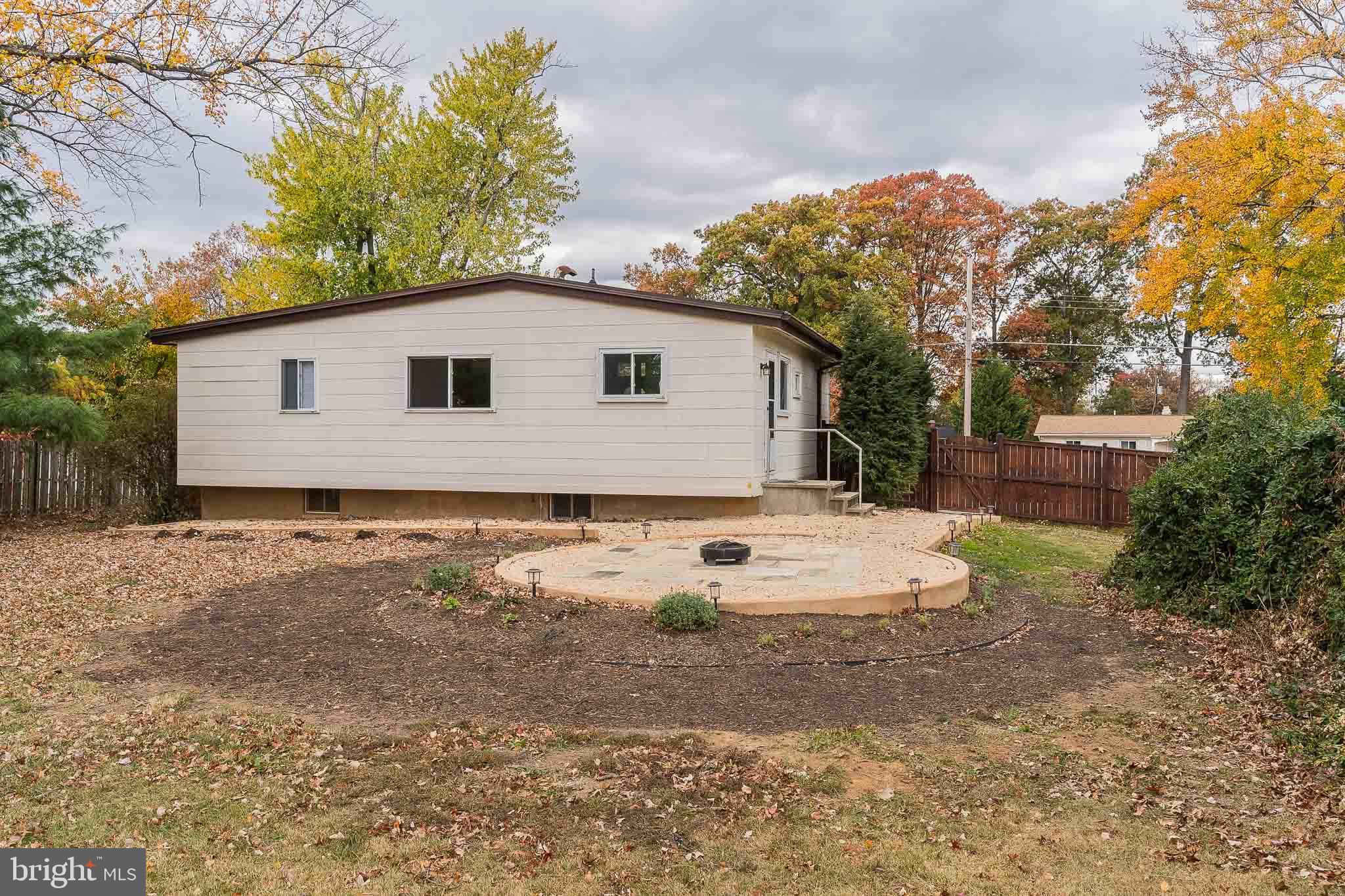 SPRINGFIELD ESTATES - Residential Lease