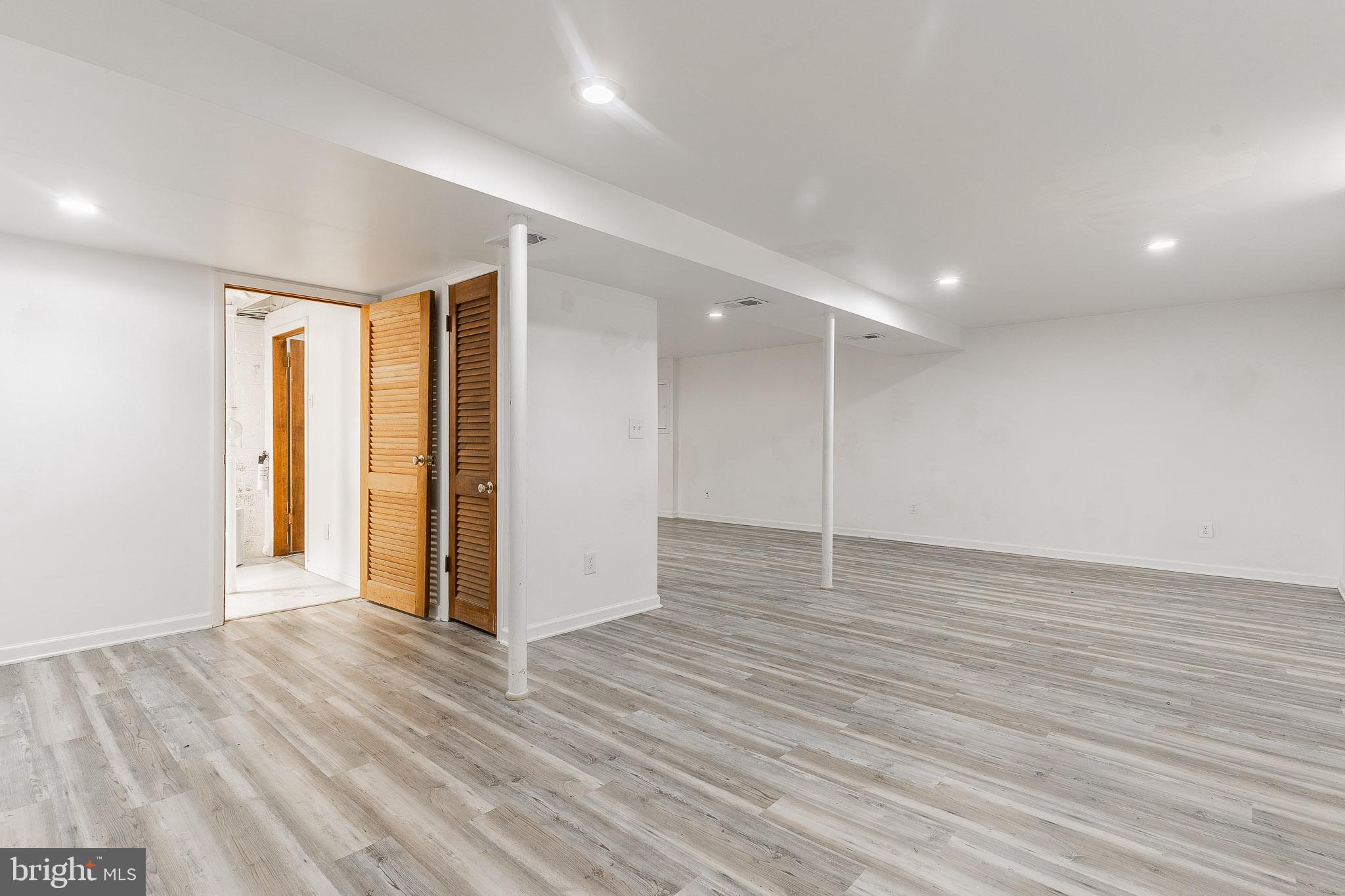 SPRINGFIELD ESTATES - Residential Lease