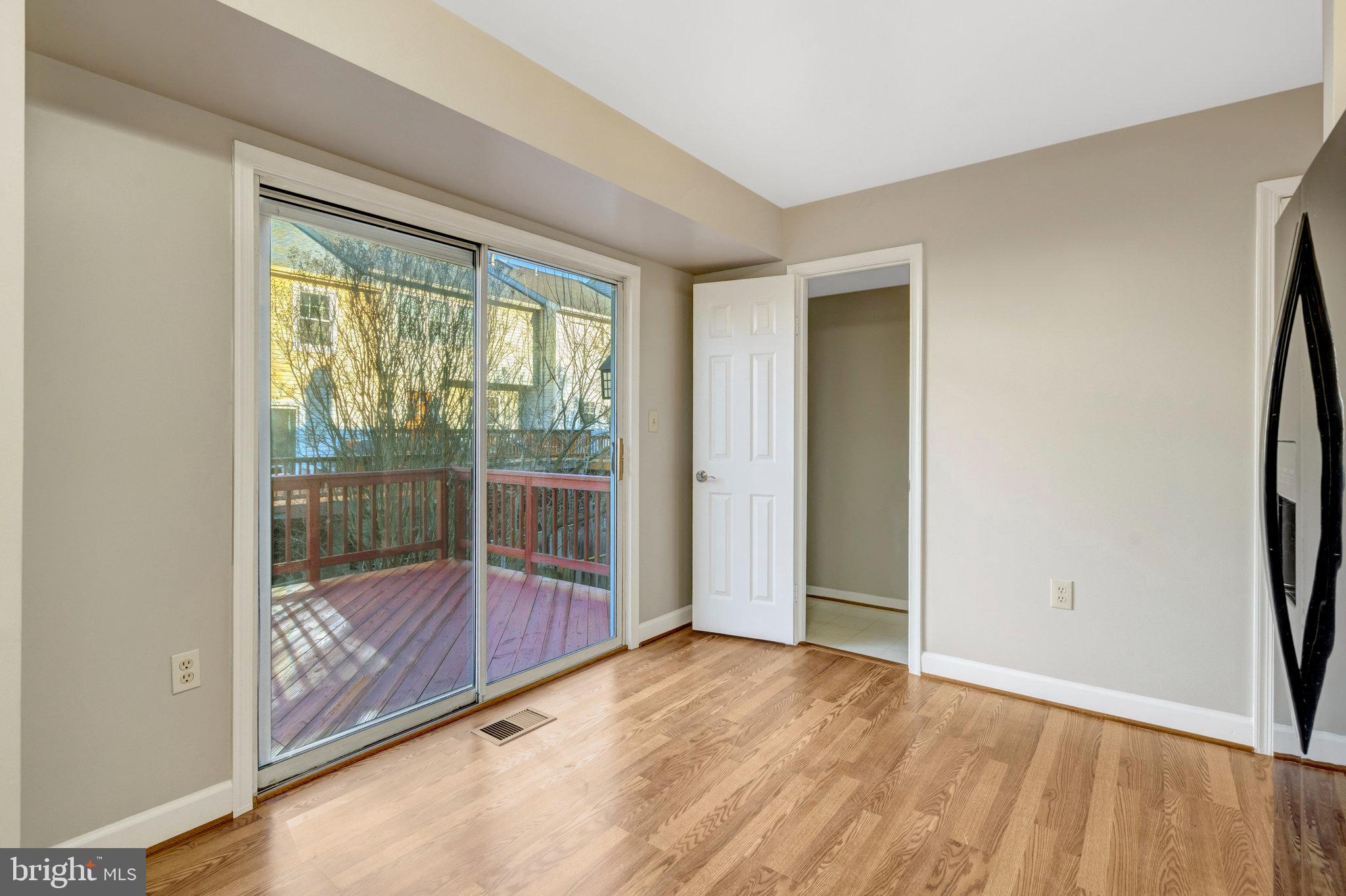 WALNEY MILLS - Residential