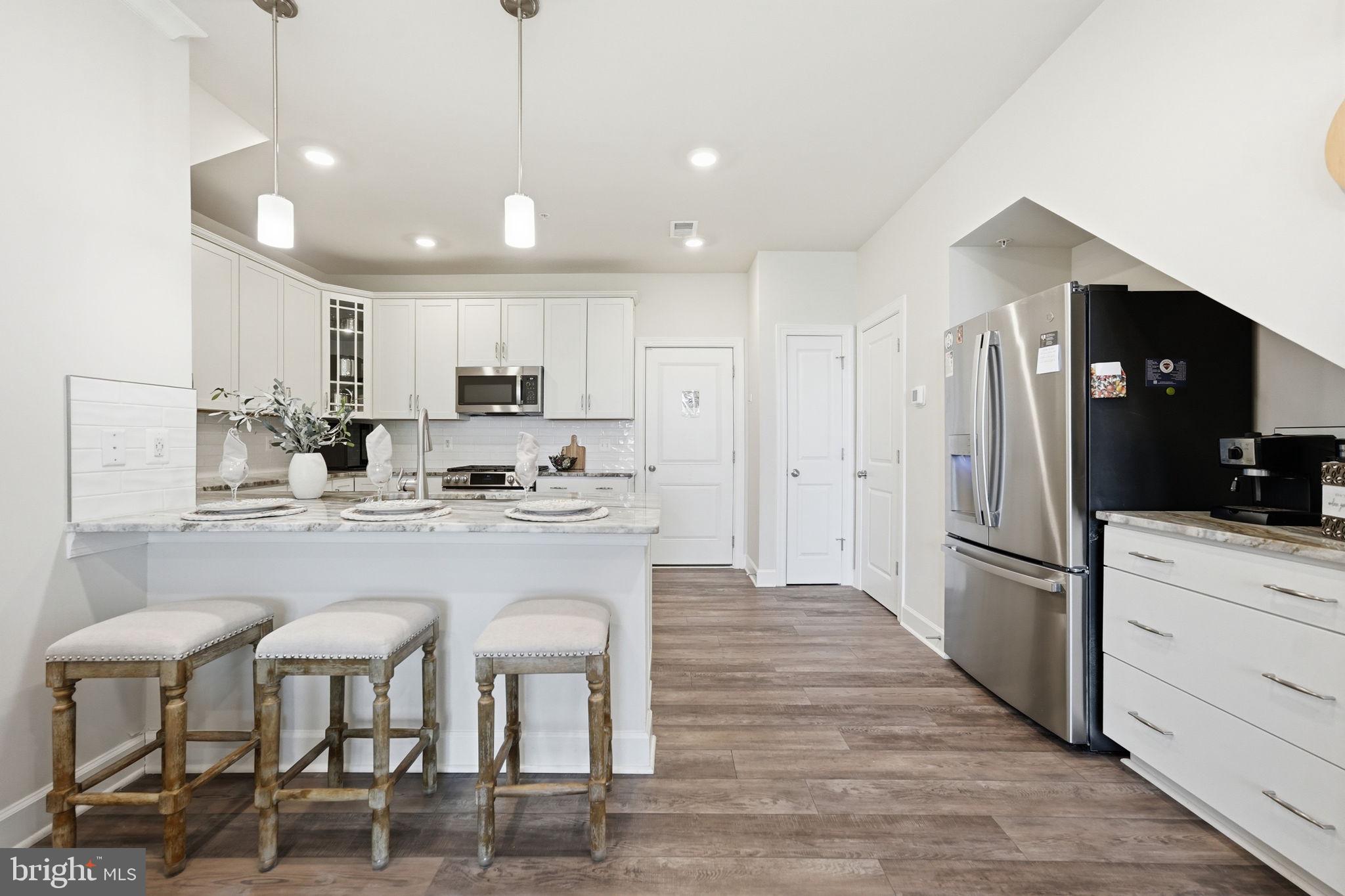 2303 STEPHANIE TESSA LANE