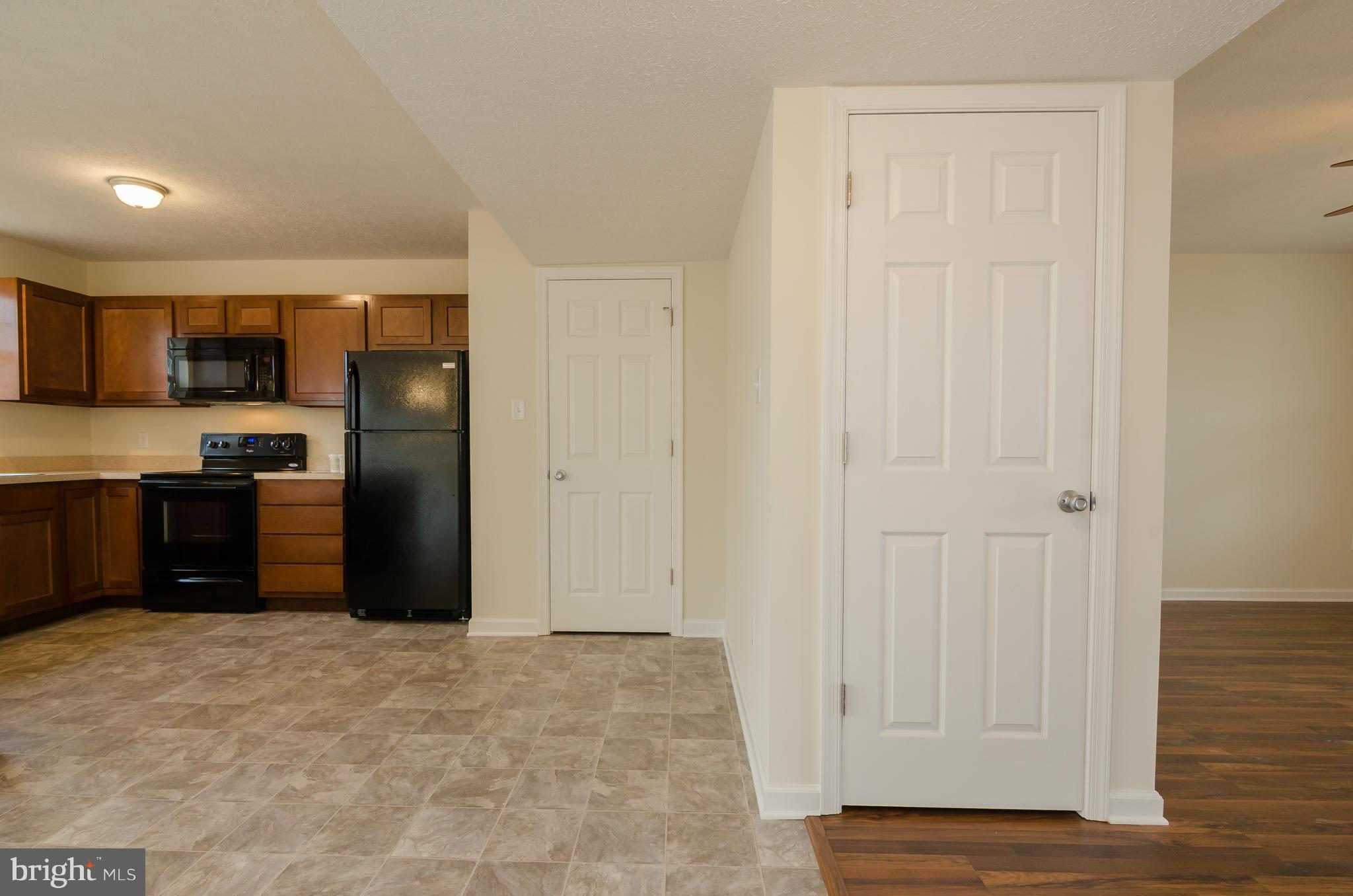 INWOOD VILLAGE - Residential