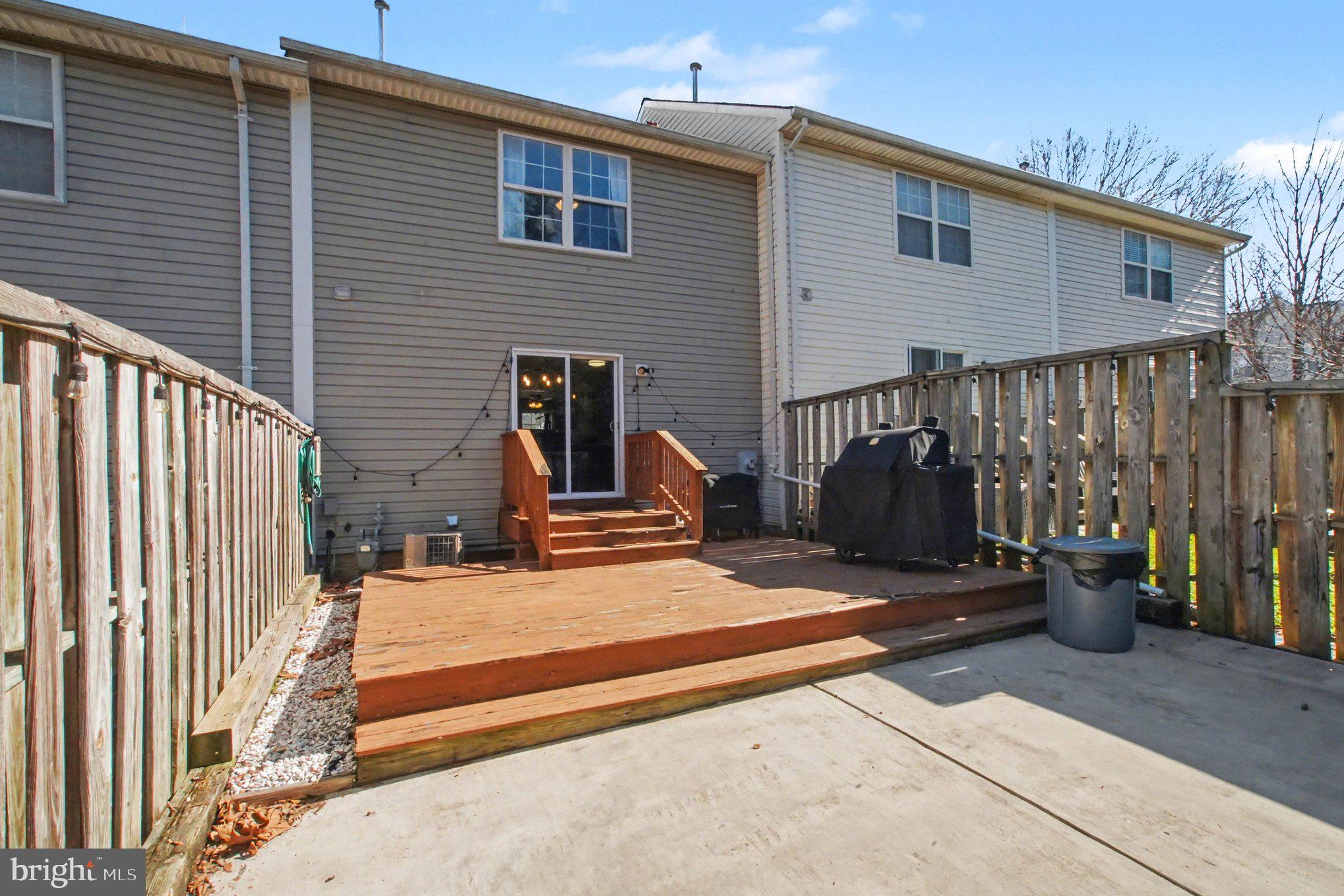 HIGHLANDS OF WARRENTON PHASE 2 - Residential