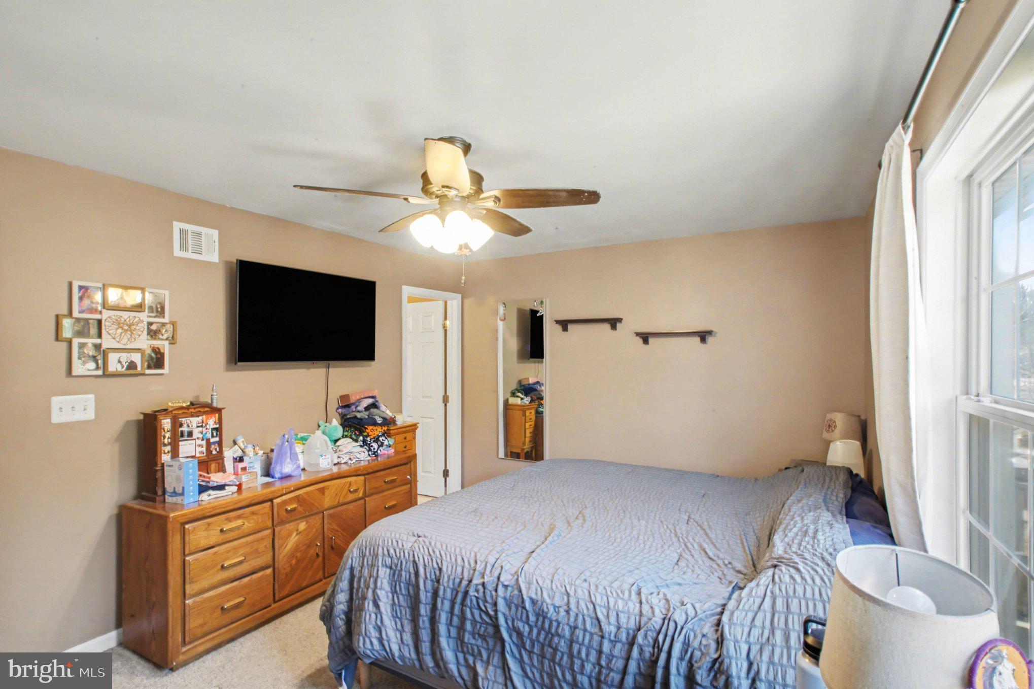 HIGHLANDS OF WARRENTON PHASE 2 - Residential