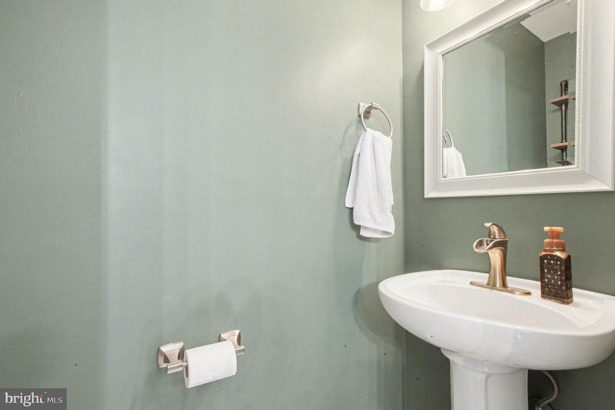 HIGHLANDS OF WARRENTON PHASE 2 - Residential