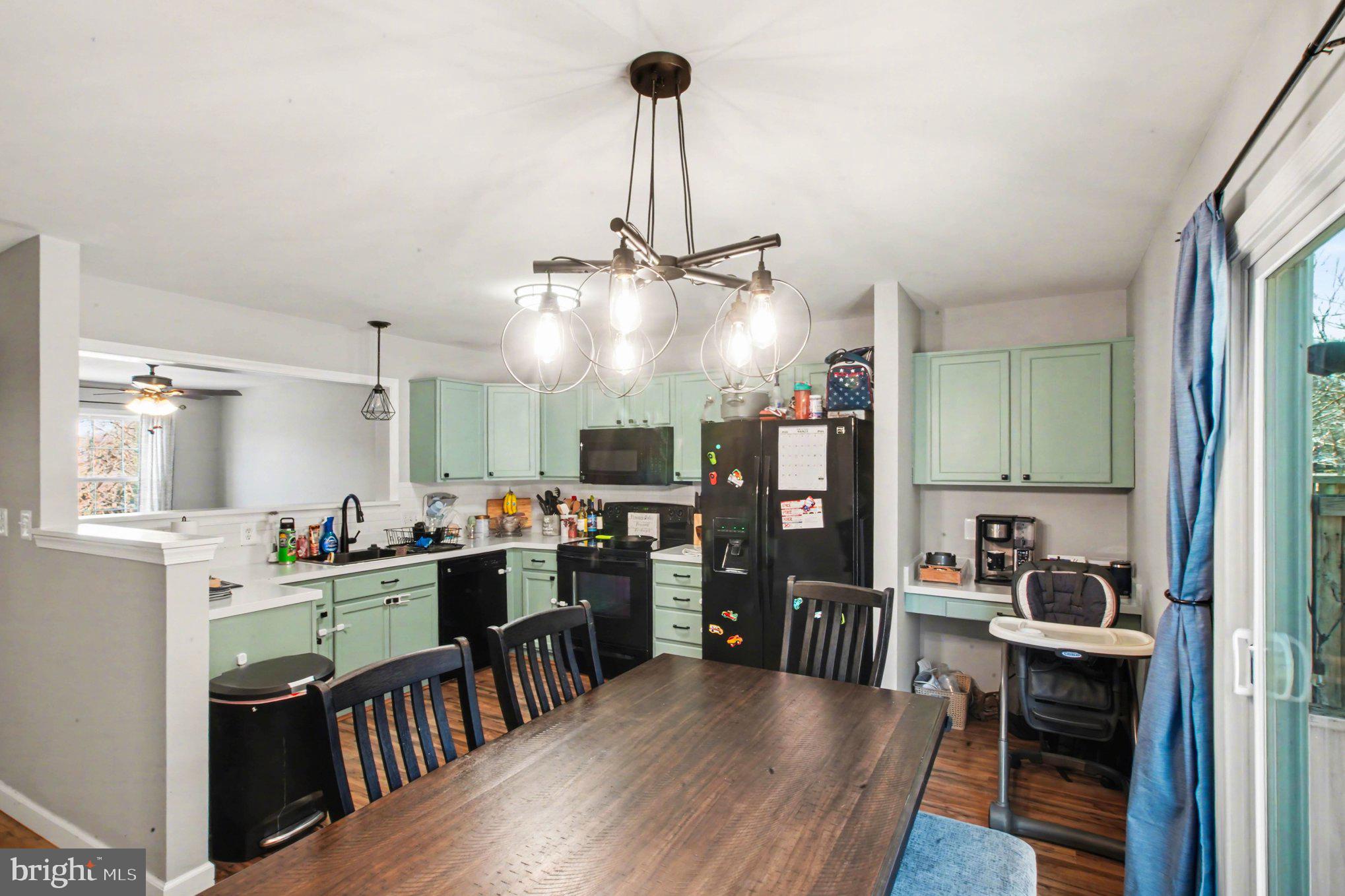 HIGHLANDS OF WARRENTON PHASE 2 - Residential