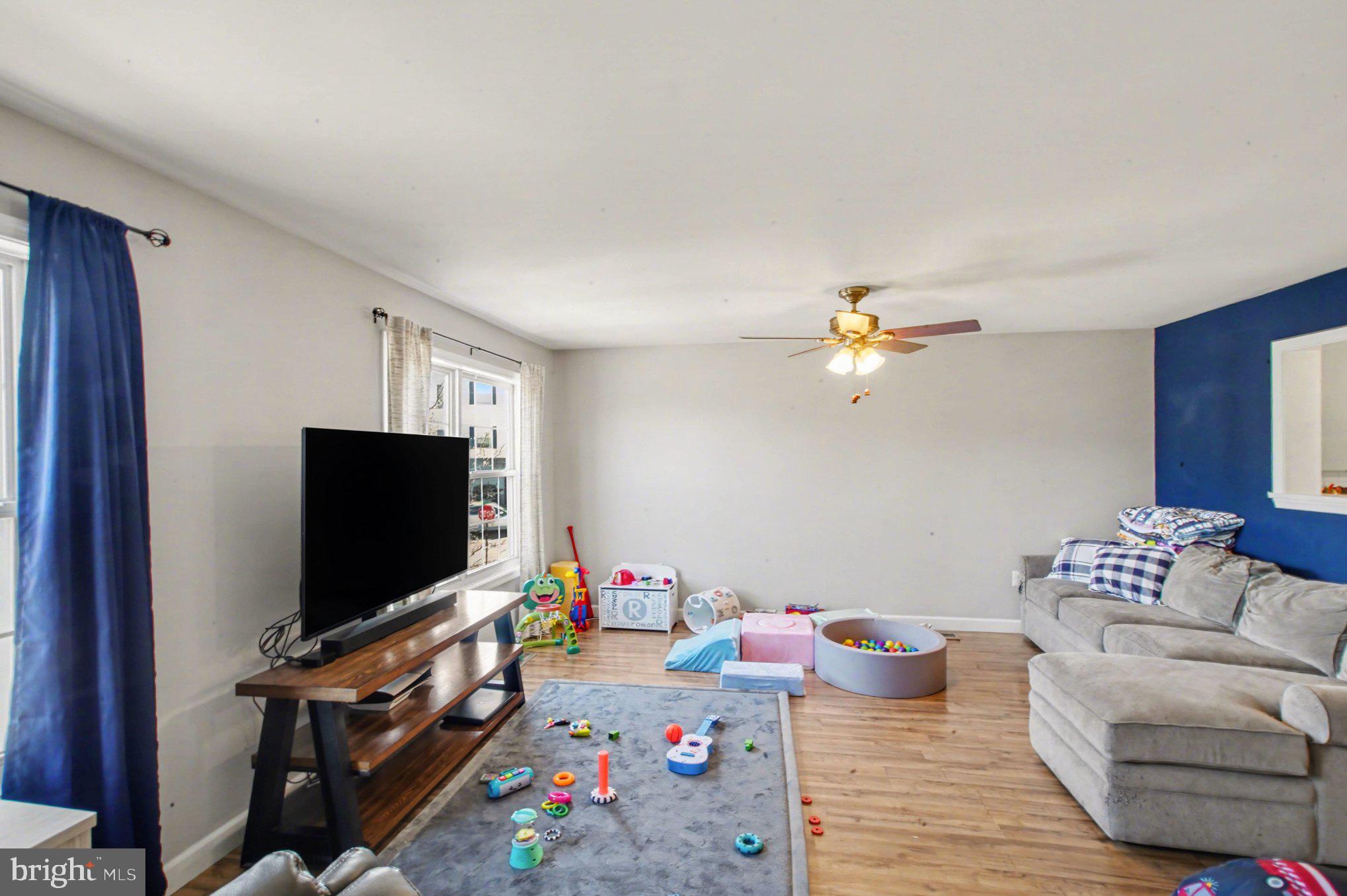 HIGHLANDS OF WARRENTON PHASE 2 - Residential