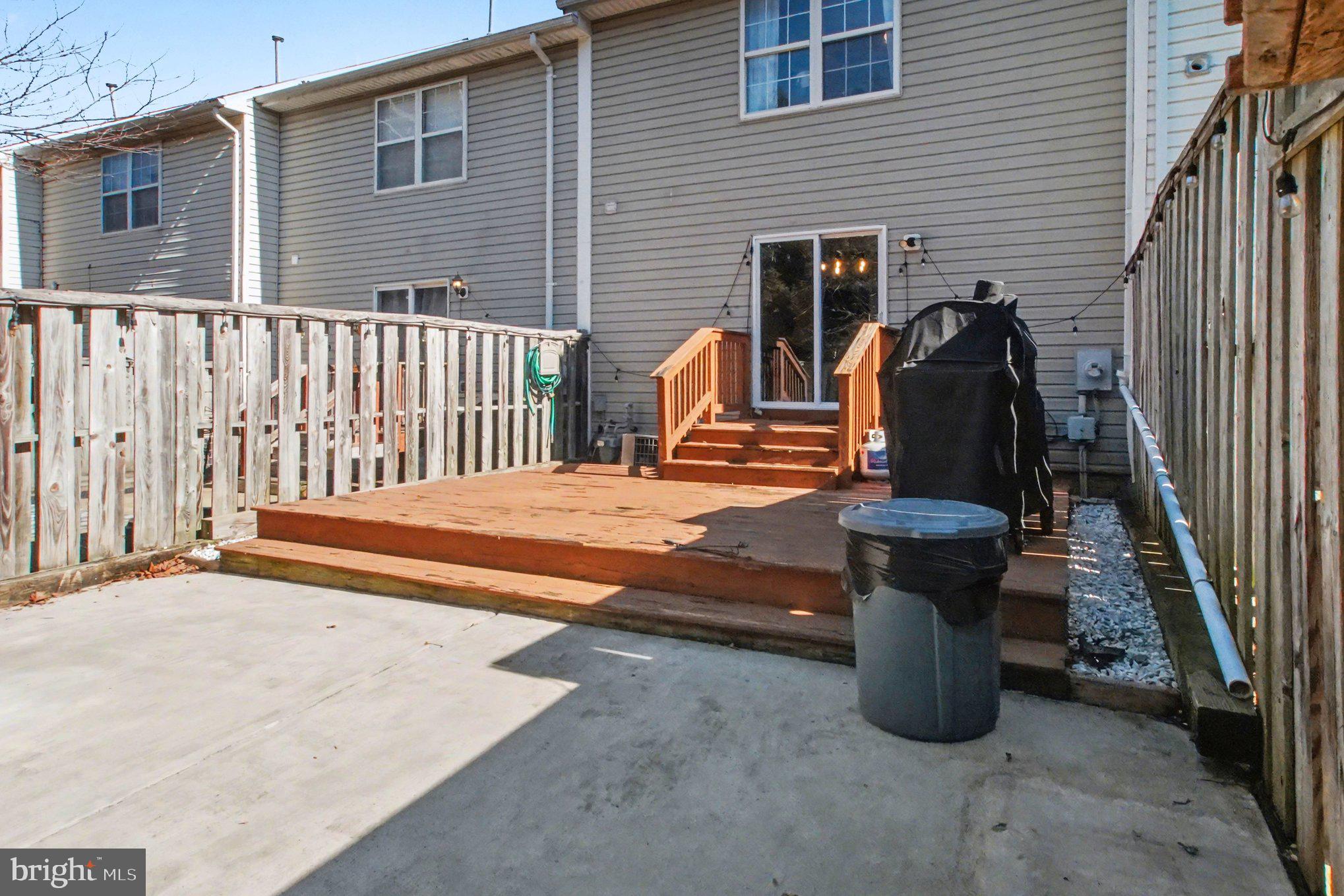 HIGHLANDS OF WARRENTON PHASE 2 - Residential