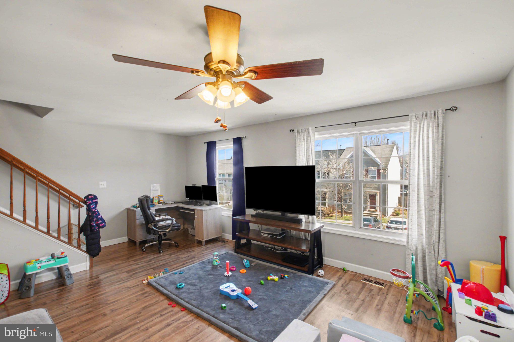 HIGHLANDS OF WARRENTON PHASE 2 - Residential