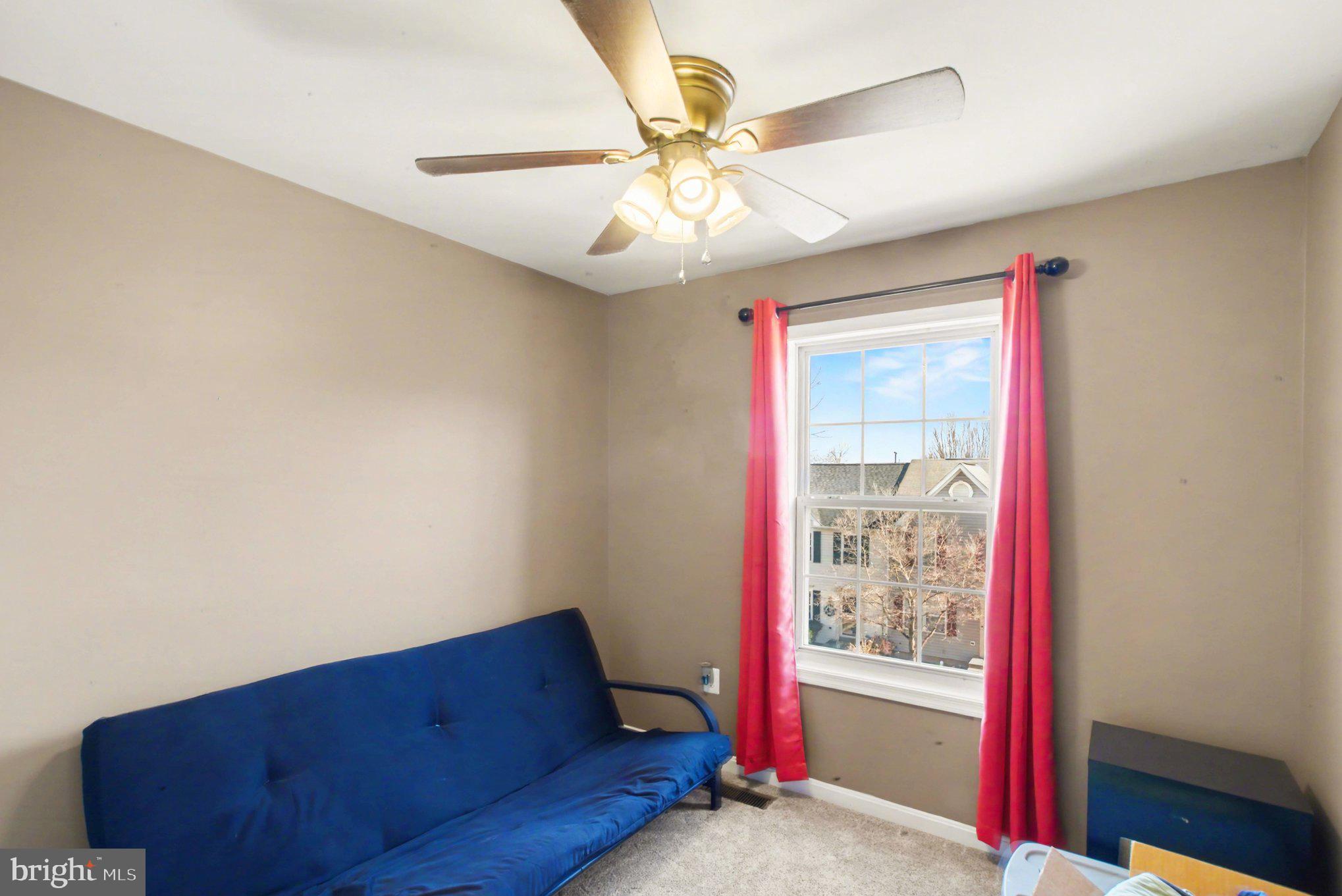 HIGHLANDS OF WARRENTON PHASE 2 - Residential