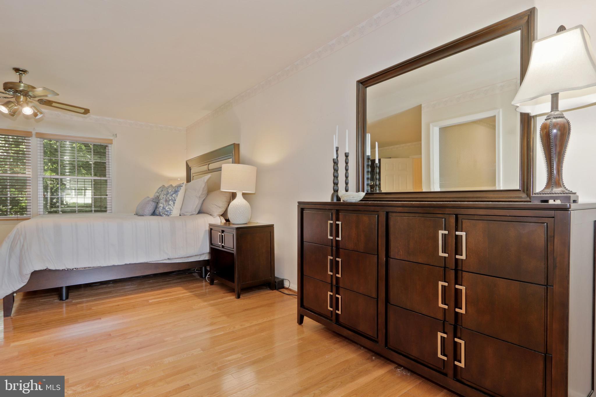 NEWINGTON FOREST - Residential