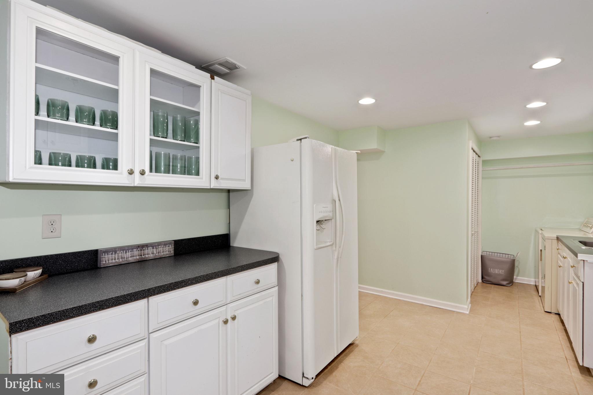 NEWINGTON FOREST - Residential