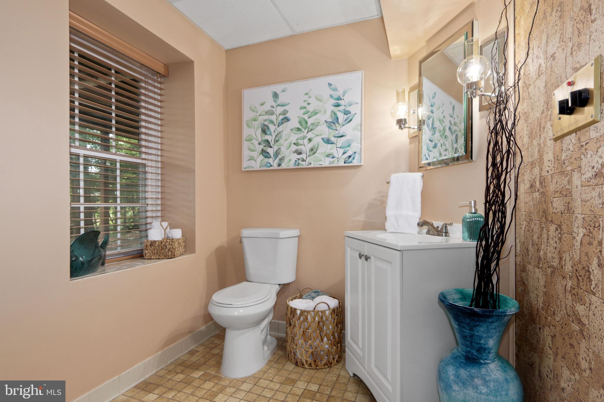 NEWINGTON FOREST - Residential