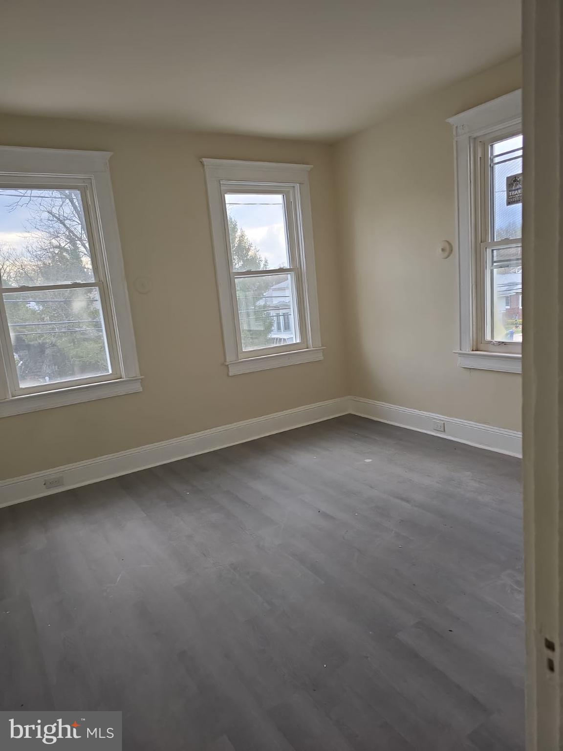 ROGNEL HEIGHTS - Residential Lease