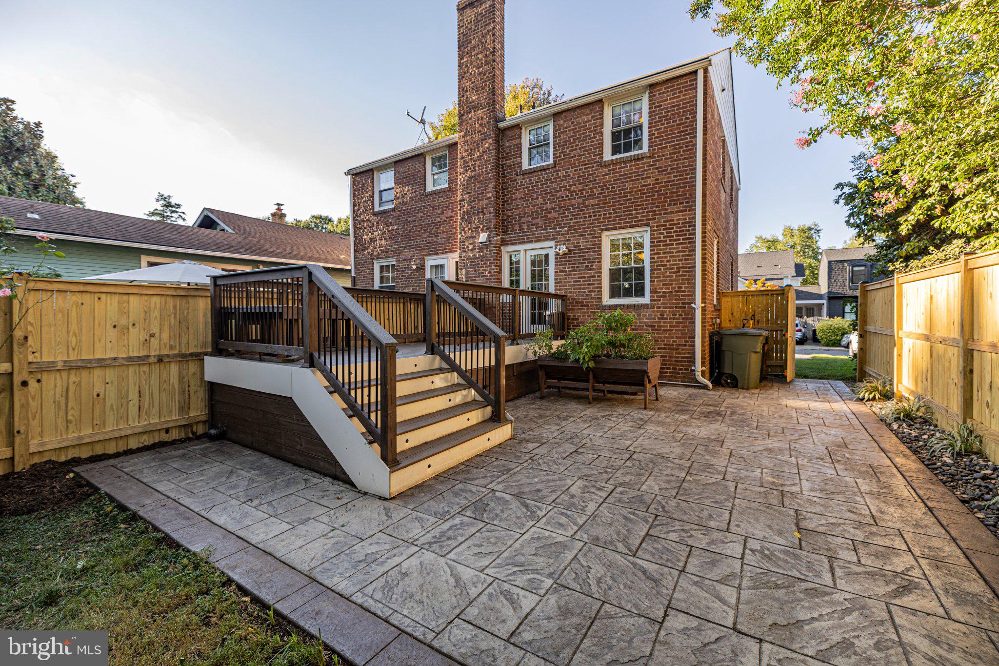 315 E MOUNT IDA AVENUE A