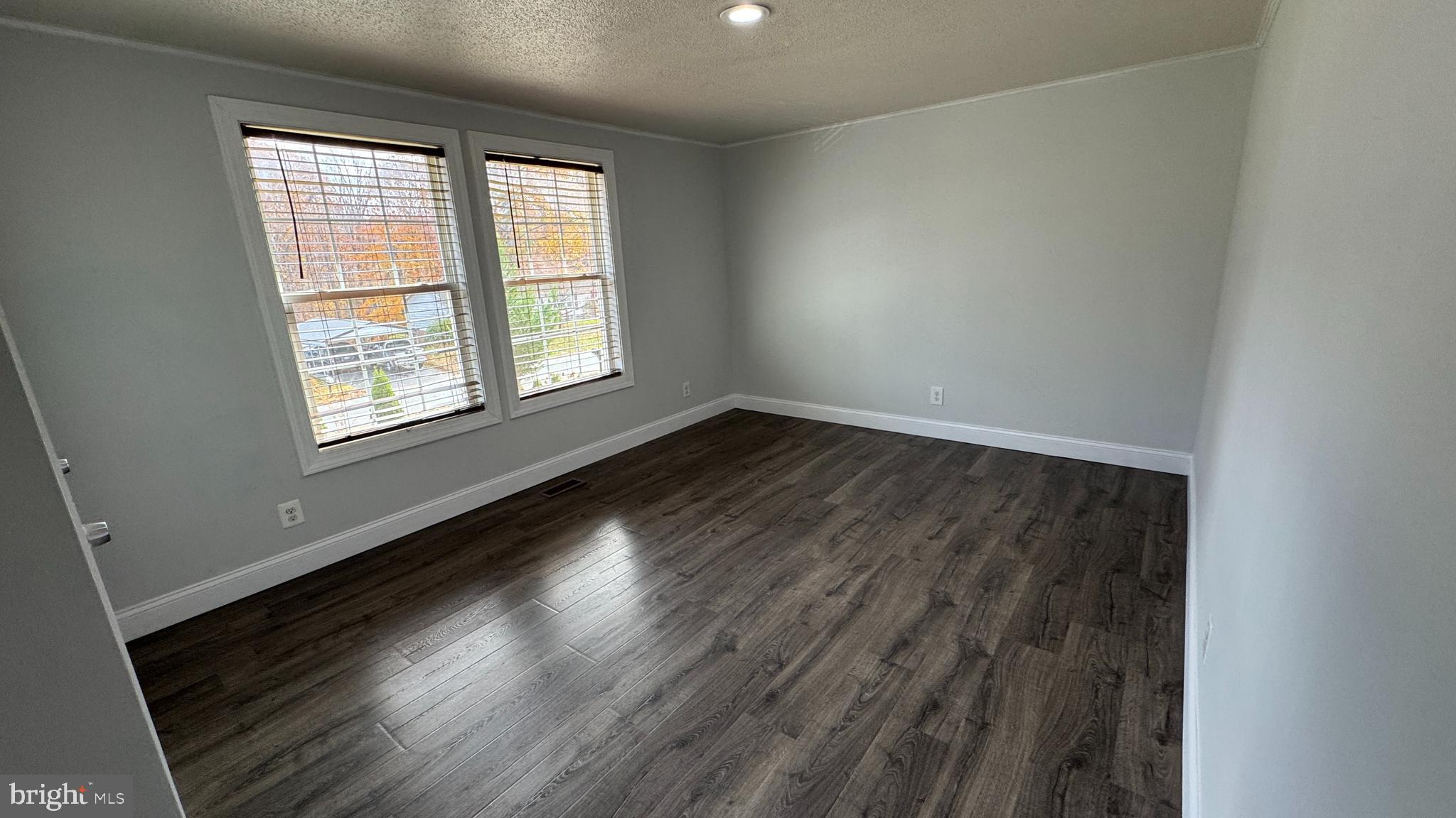 DEERFIELD - Residential